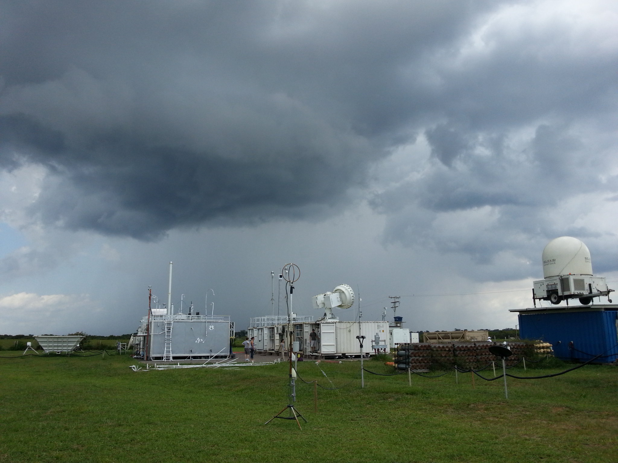 Tiny particles have outsize impact on storm clouds, precipitation