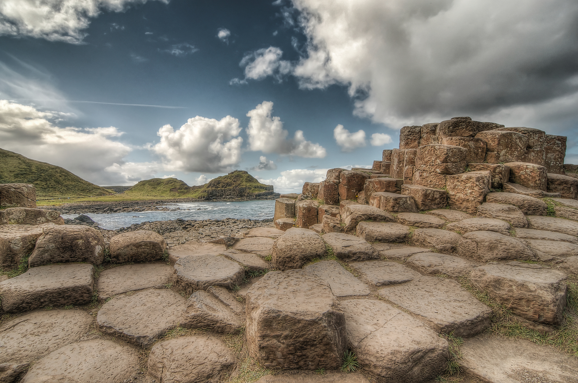 Cloudy Day on Giant's Causeway & Nick Jackson Wall Murals ...