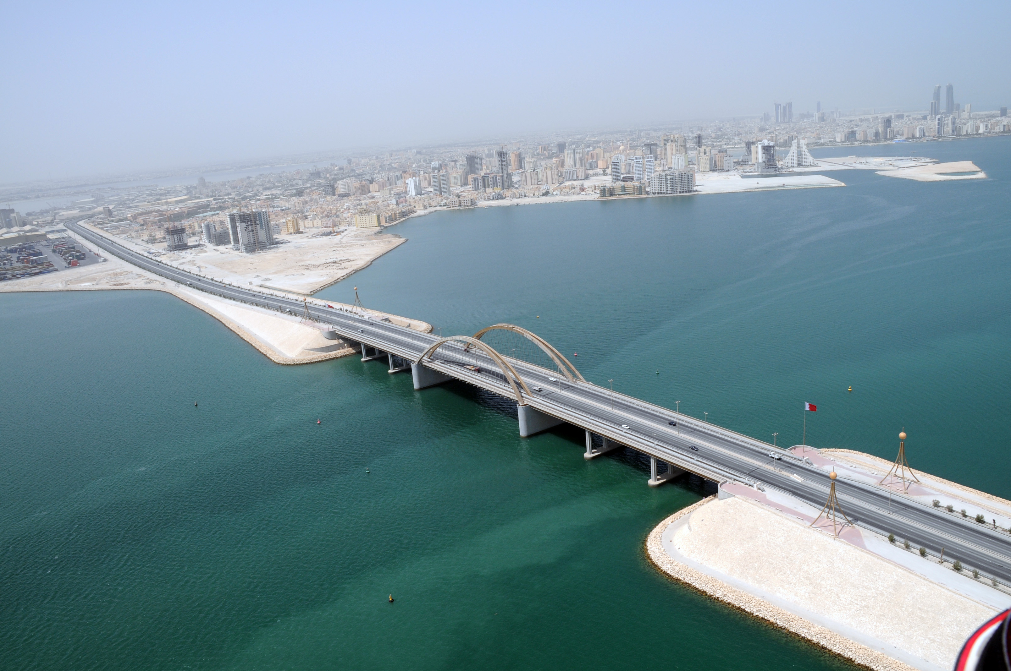 Bahrain News Agency | Hot, partially cloudy weather on Thursday