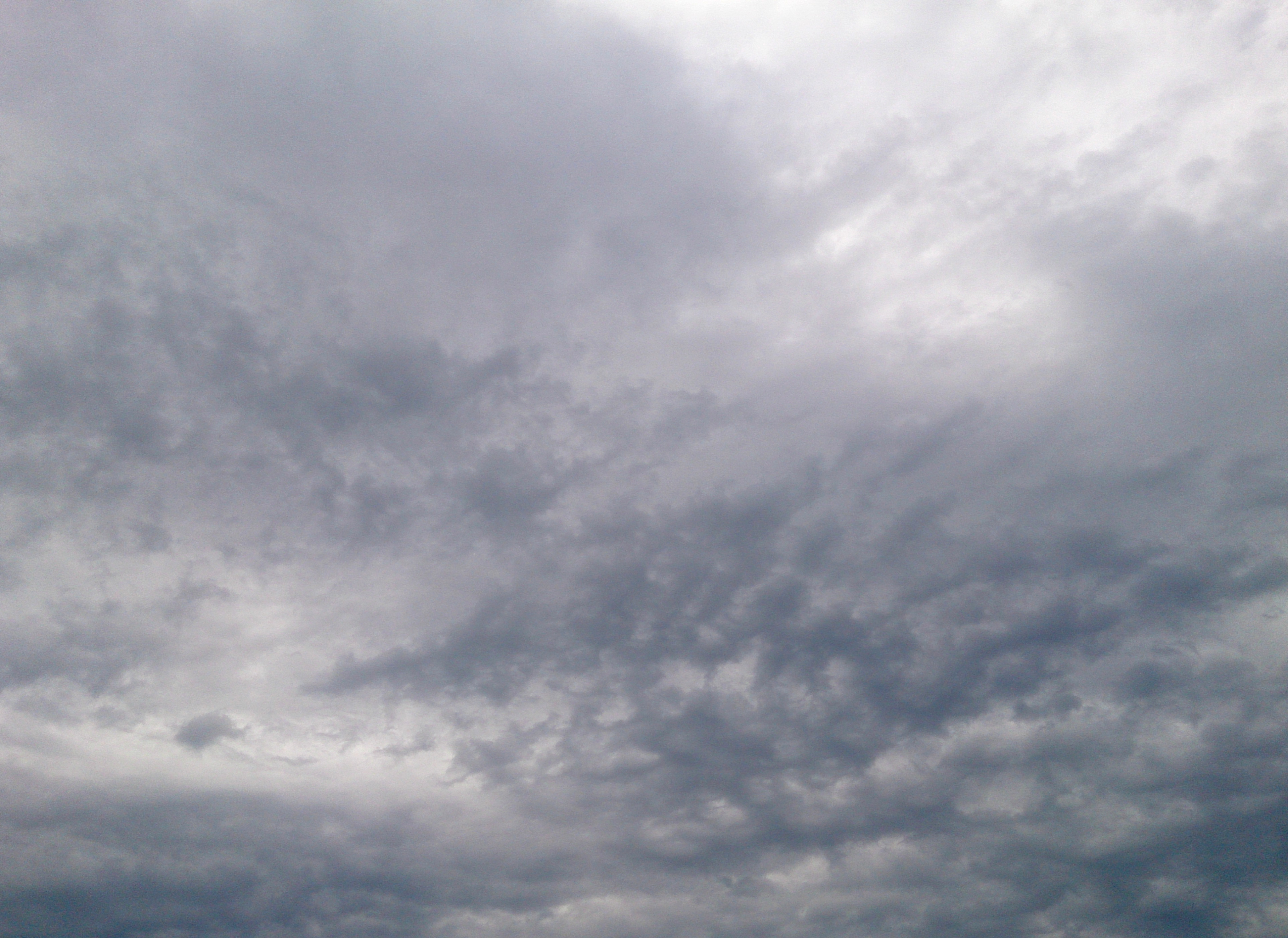 File:Cloudy Sky (11204371415).jpg - Wikimedia Commons