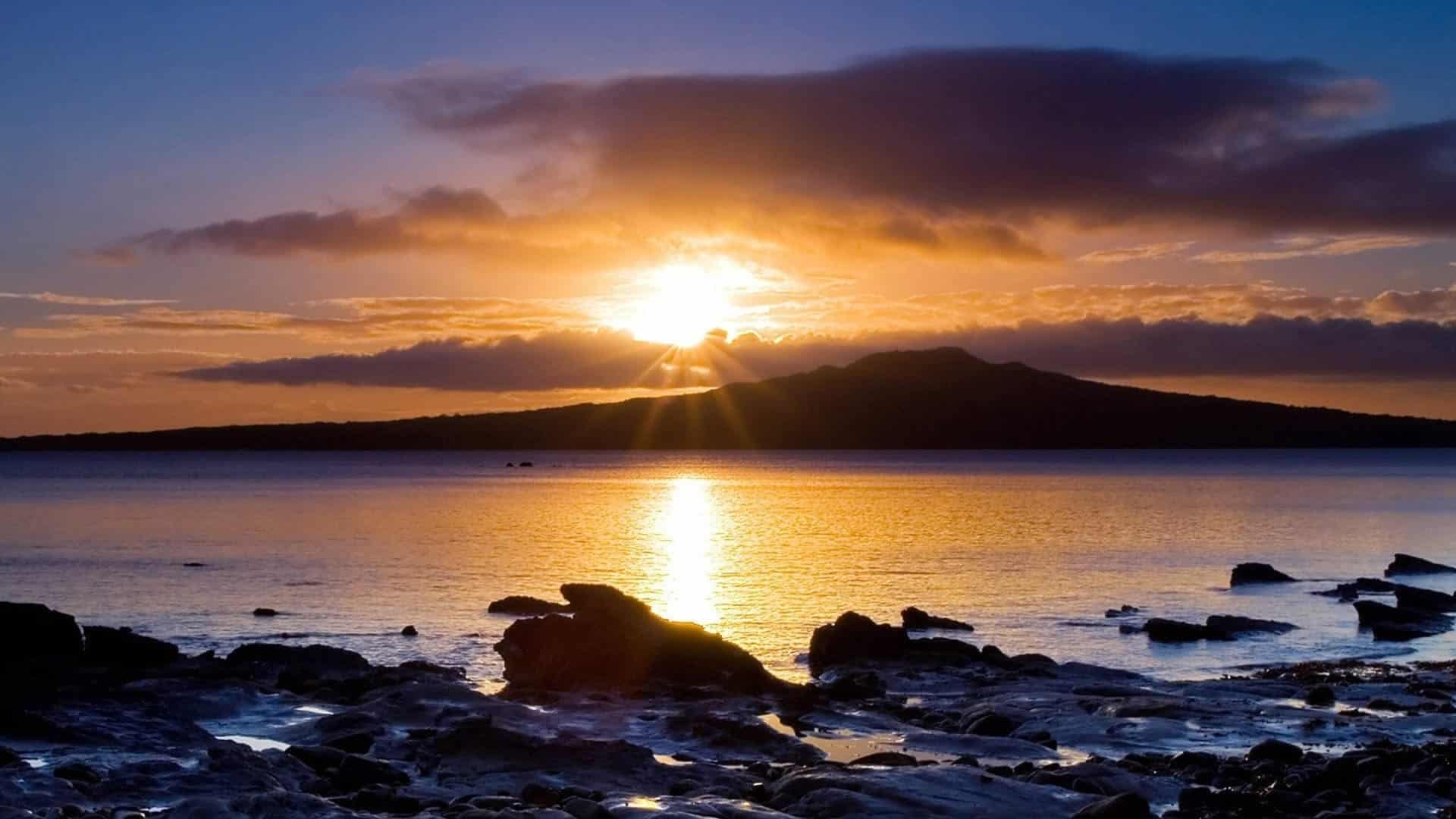 Auckland sunrise and sunsets - the best spots in Auckland to watch them