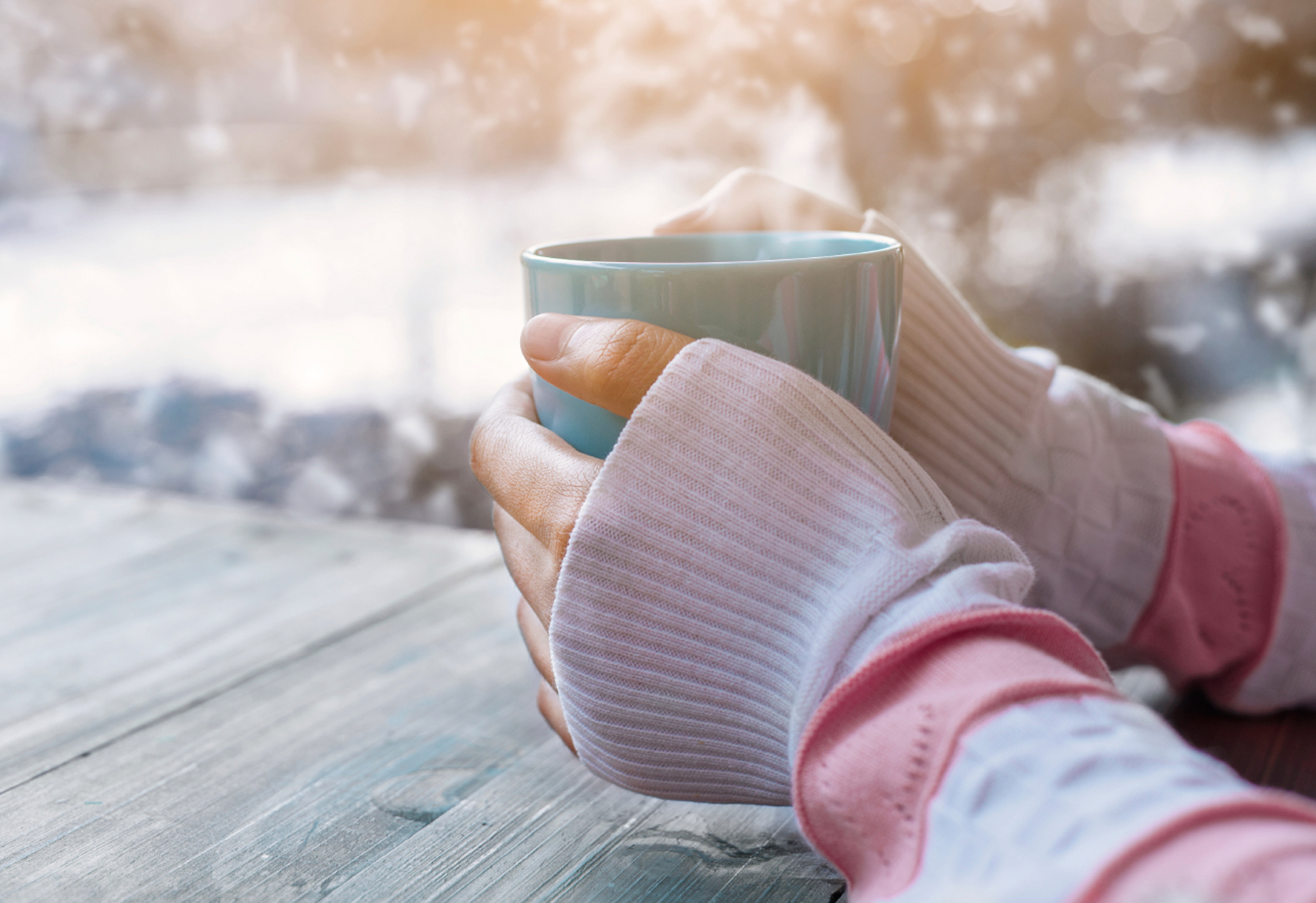 Why Do I Have Cold Hands and Feet? | Greatist