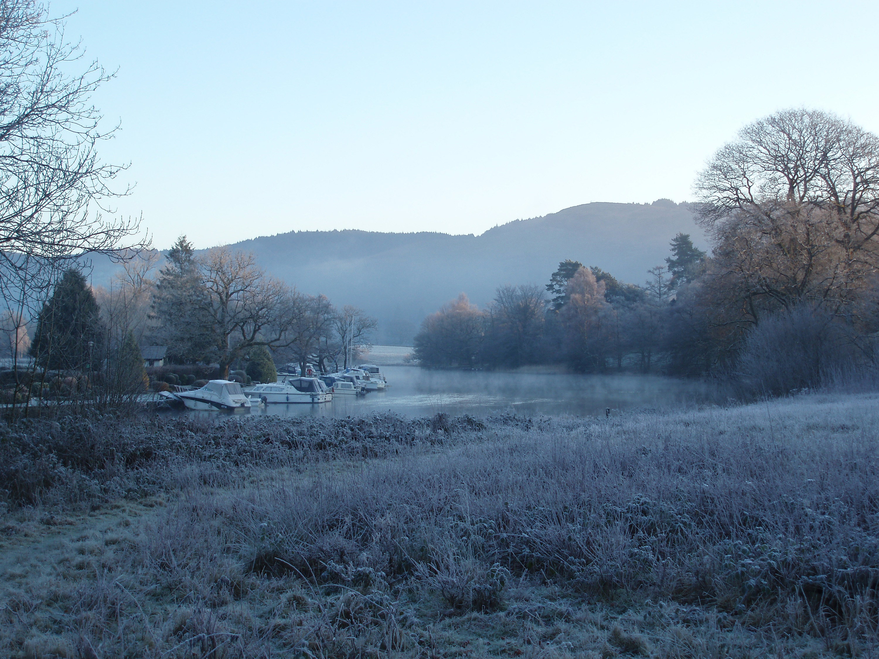 Free Stock Photo 3504-winters morning at newby bridge | freeimageslive