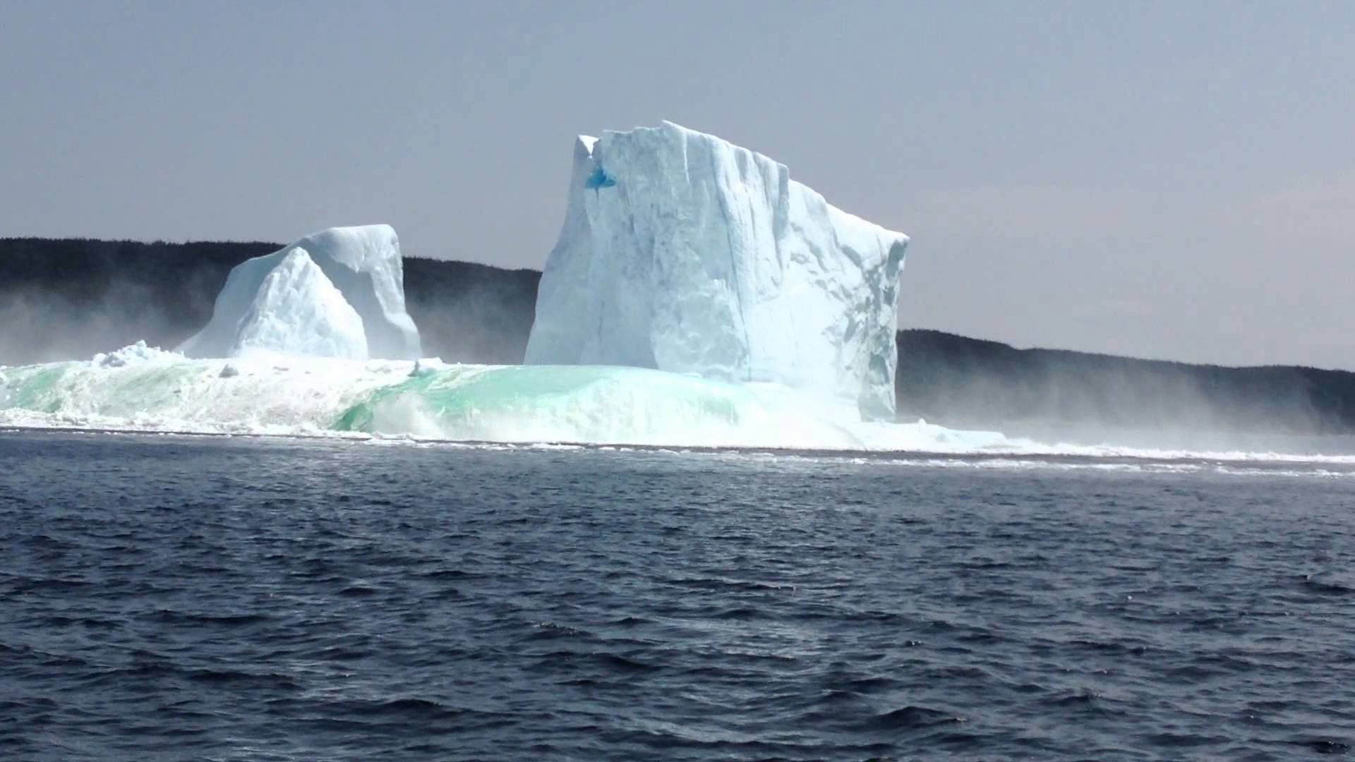 Giant Iceberg Collapses Creating Huge Tidal Wave - Viral Viral Videos