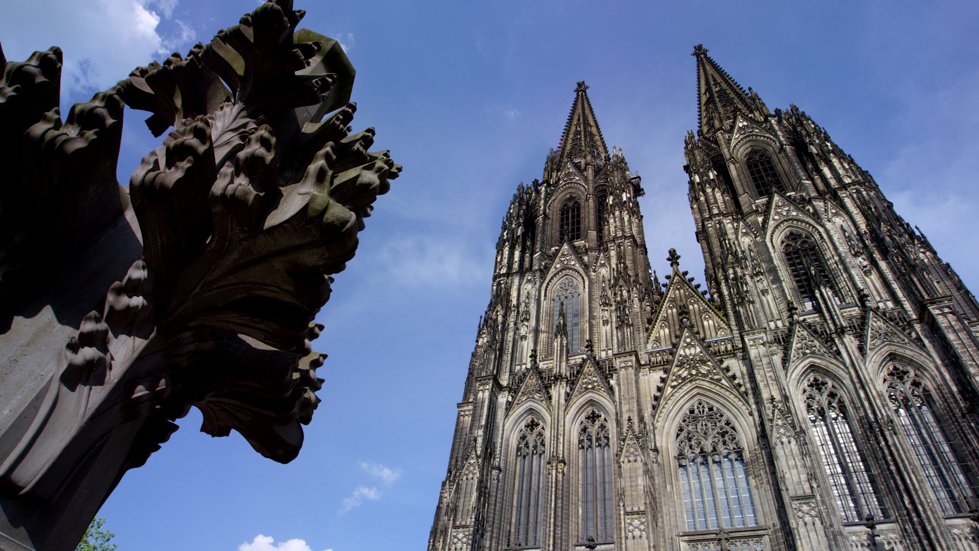 Cologne Cathedral: The Epitome of Gothic Grandeur - YouTube