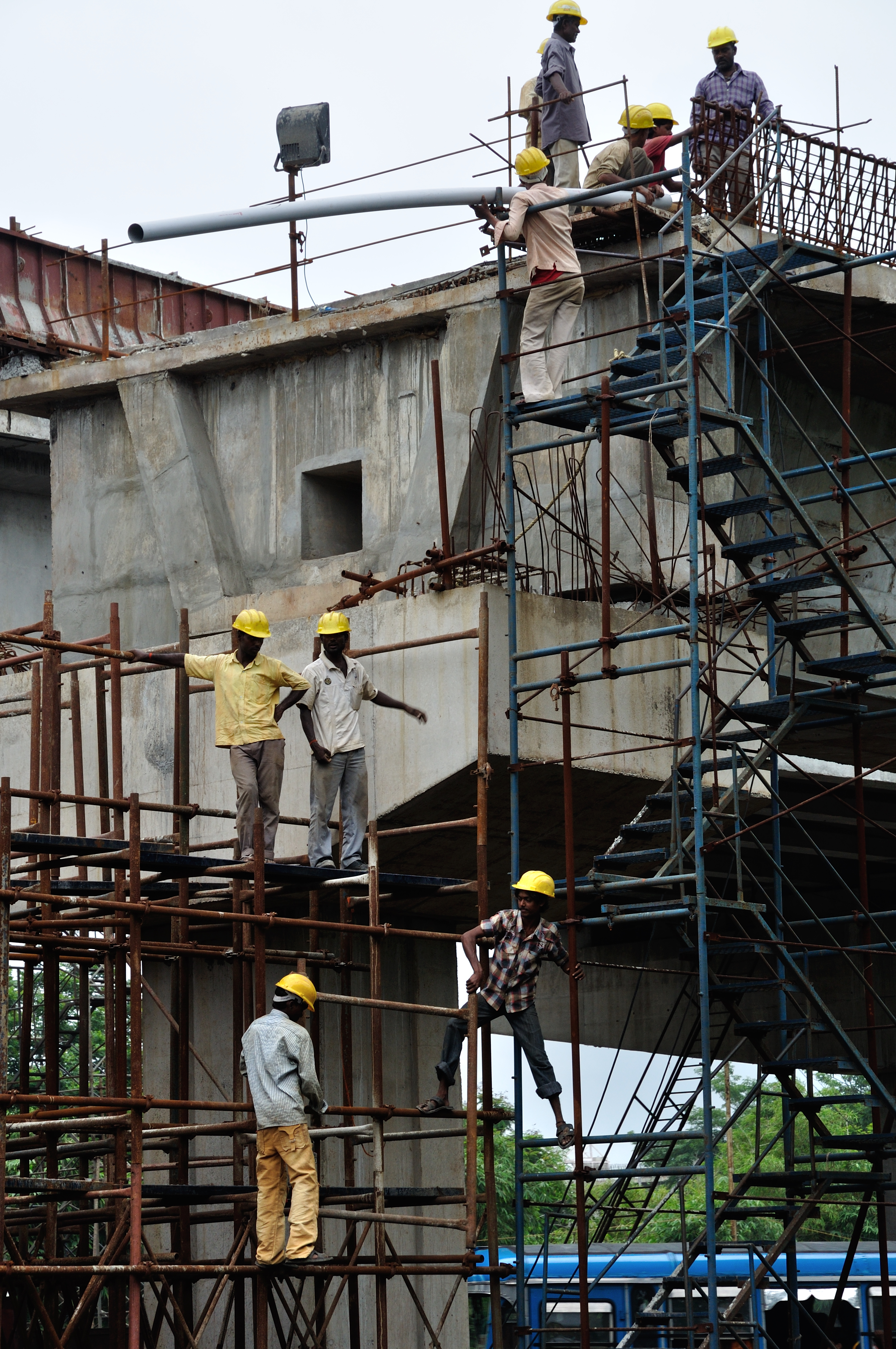File:Parama-Park Circus Flyover Construction Work - Kolkata 2012-07 ...