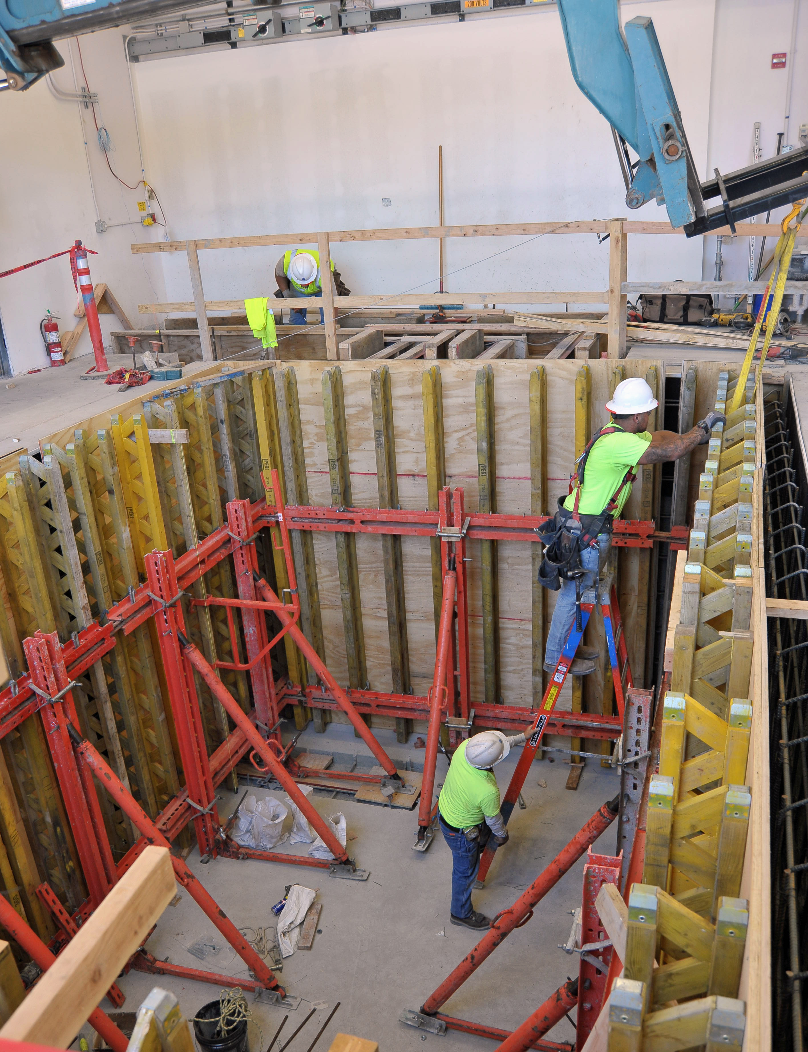 Sandia National Laboratories: News Releases : NM construction ...