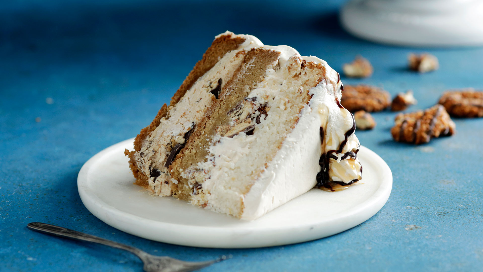 Girl Scout Cookie Cake ~ Recipe | Tastemade