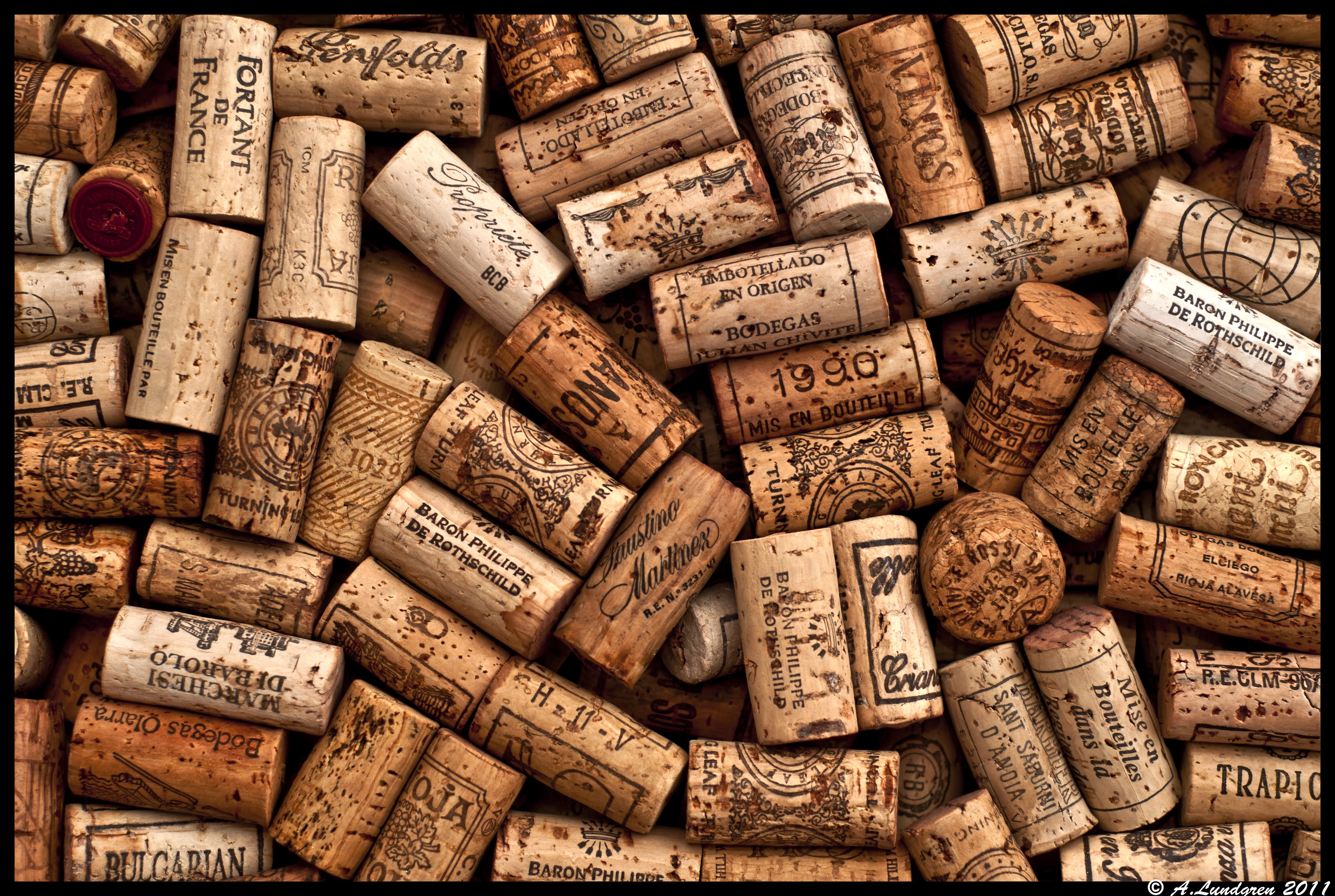 Wine Corks - Mike's Party Mart