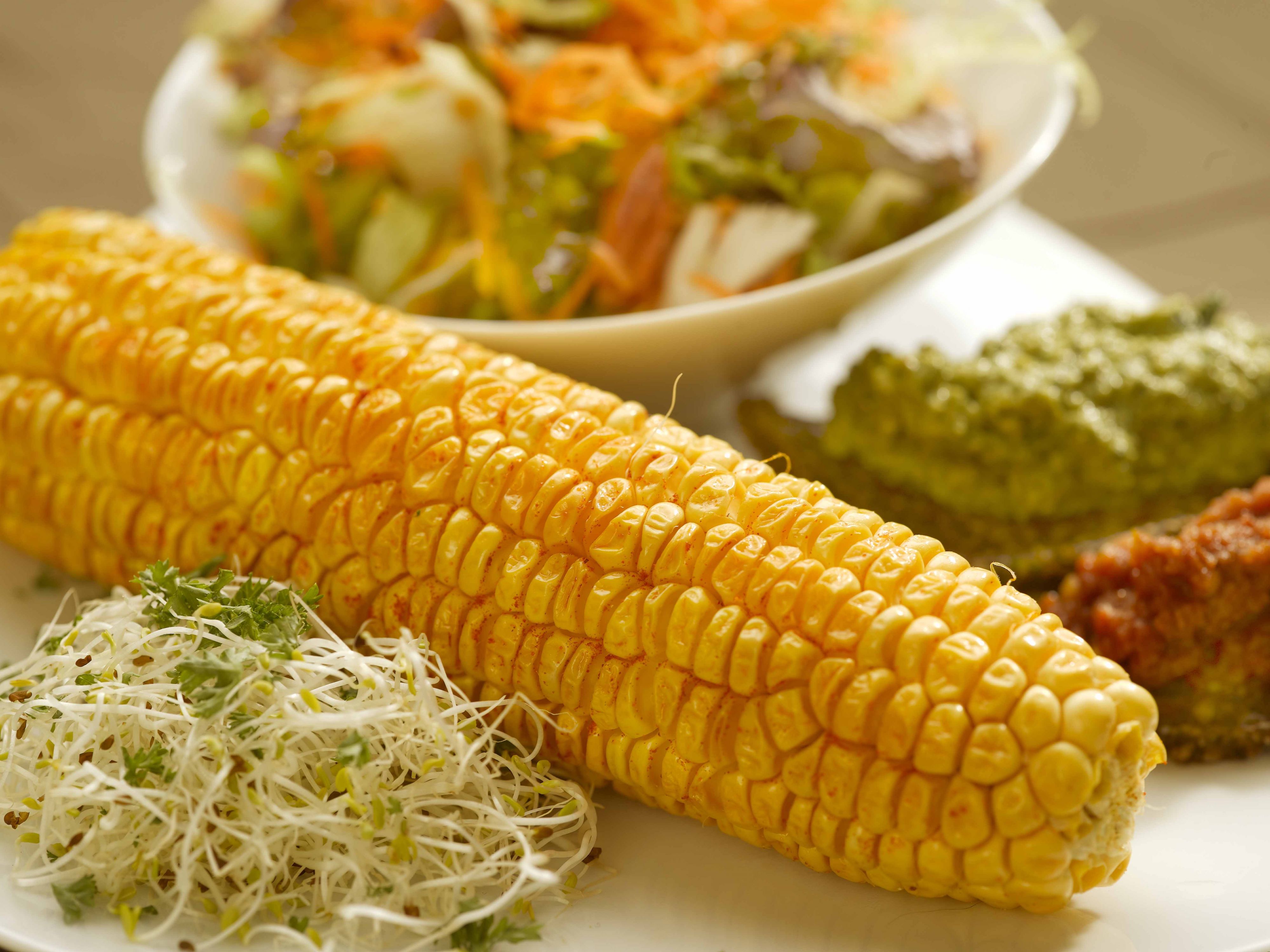Low fat snacks? Try corn on the cob, cooked in the oven! - Amanprana
