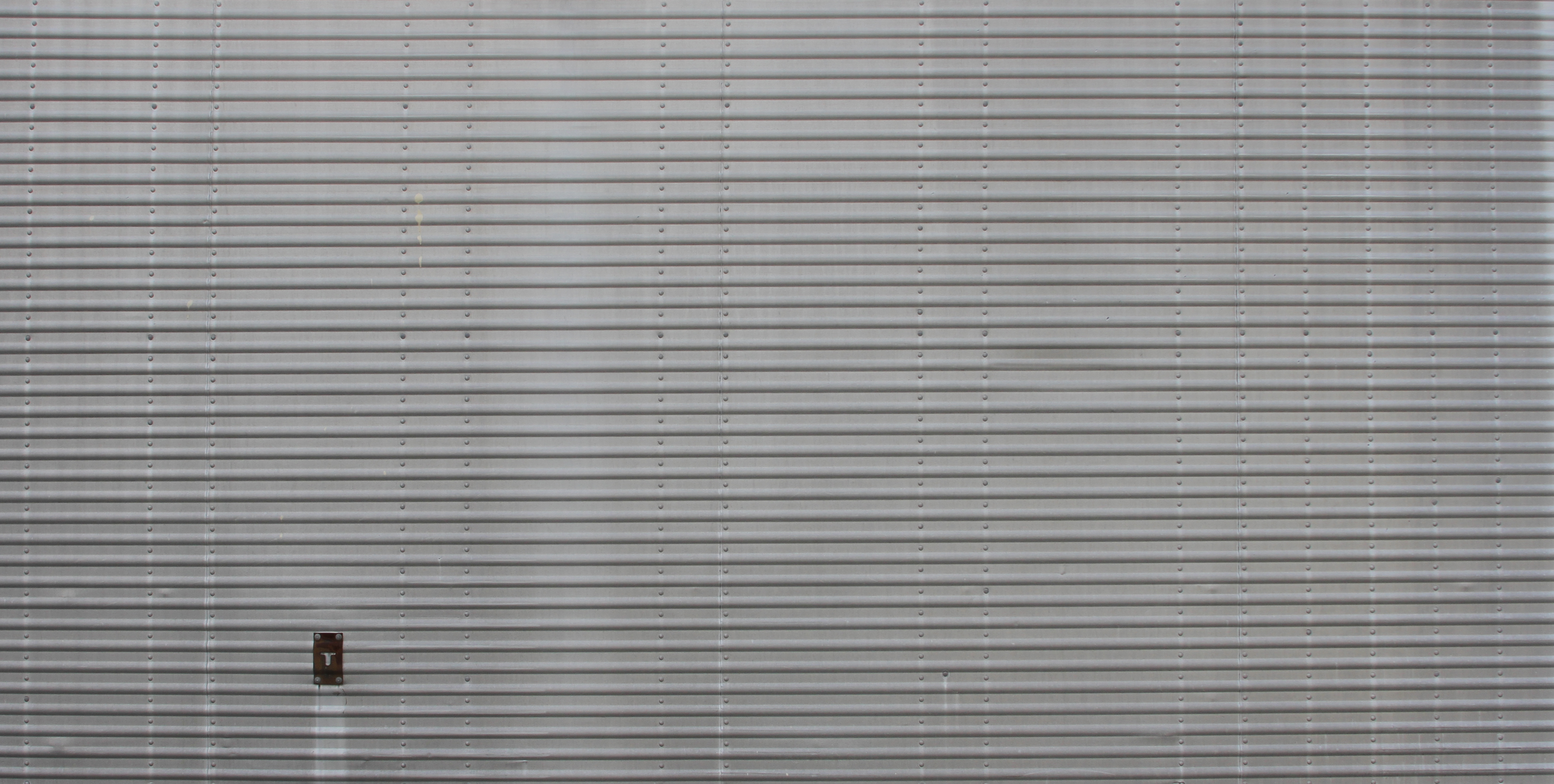Thin Corrugated Metal Texture - 14Textures