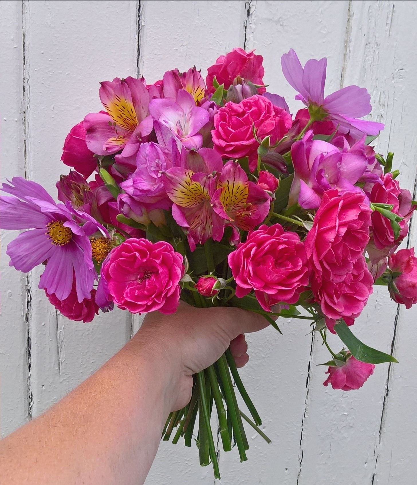 All pink bouquet of spray roses, alstroemeria and cosmos. | Bella ...