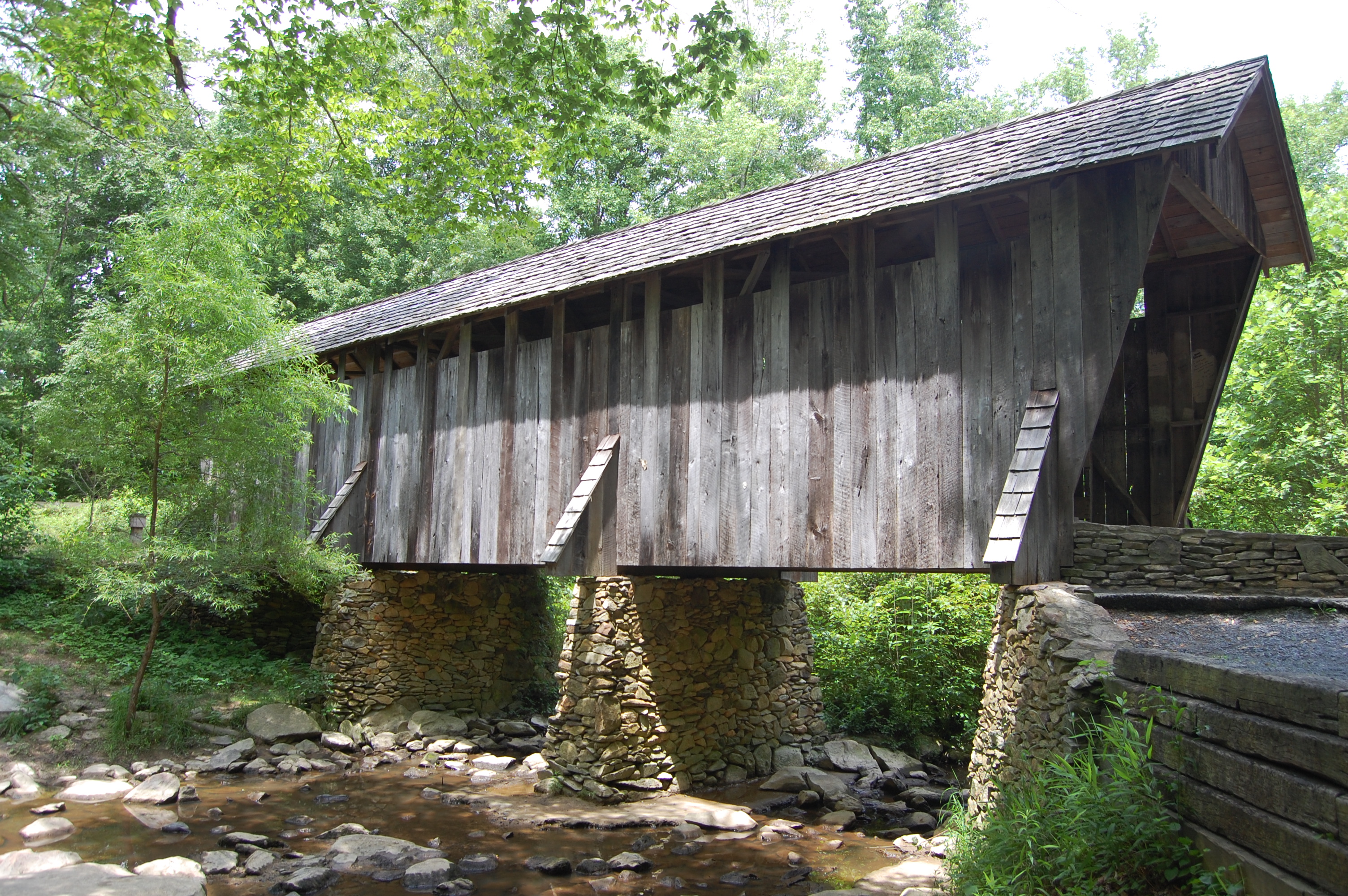 File:Pisgah Covered Bridge.jpg - Wikimedia Commons