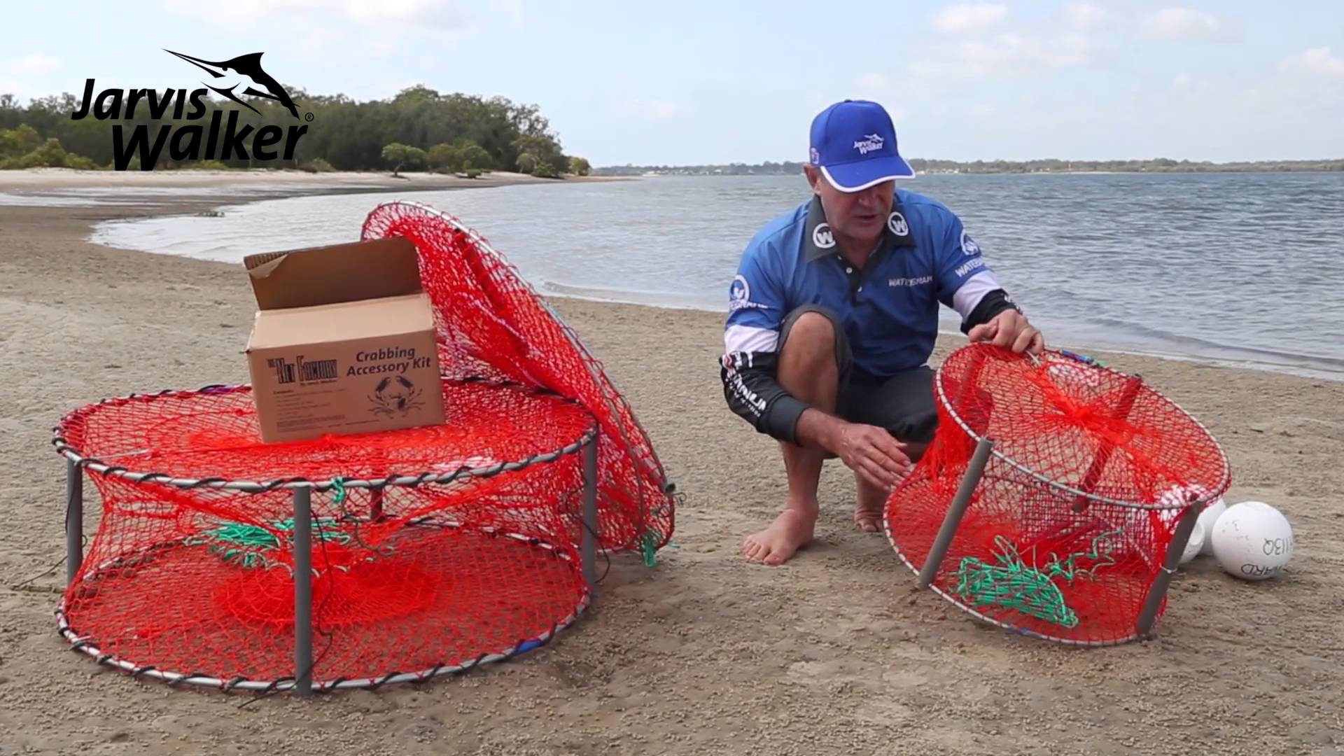 How to set-up crab pots to catch mud crabs & sand crabs - YouTube