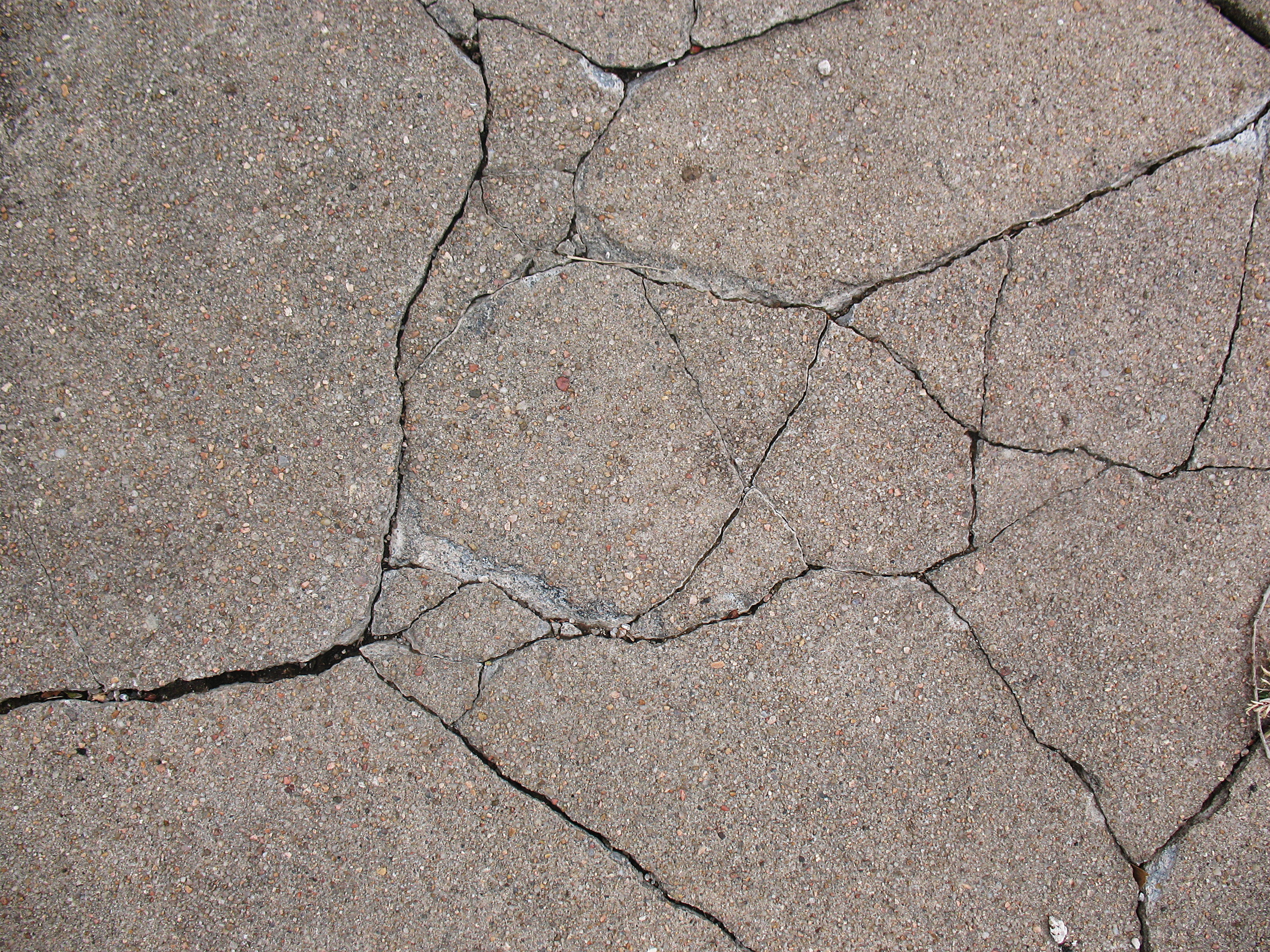 Free Cracked Concrete Texture Texture - L+T