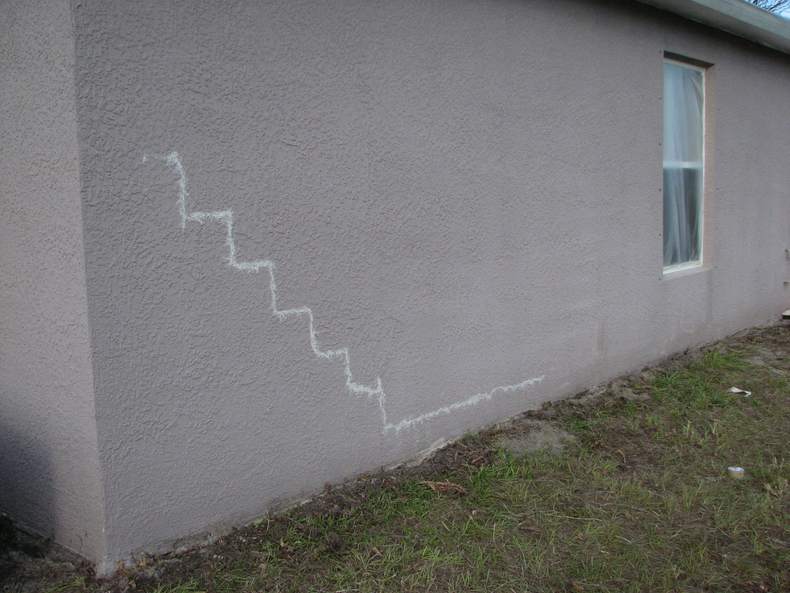 stucco cracks Archives - Peck Drywall and Painting