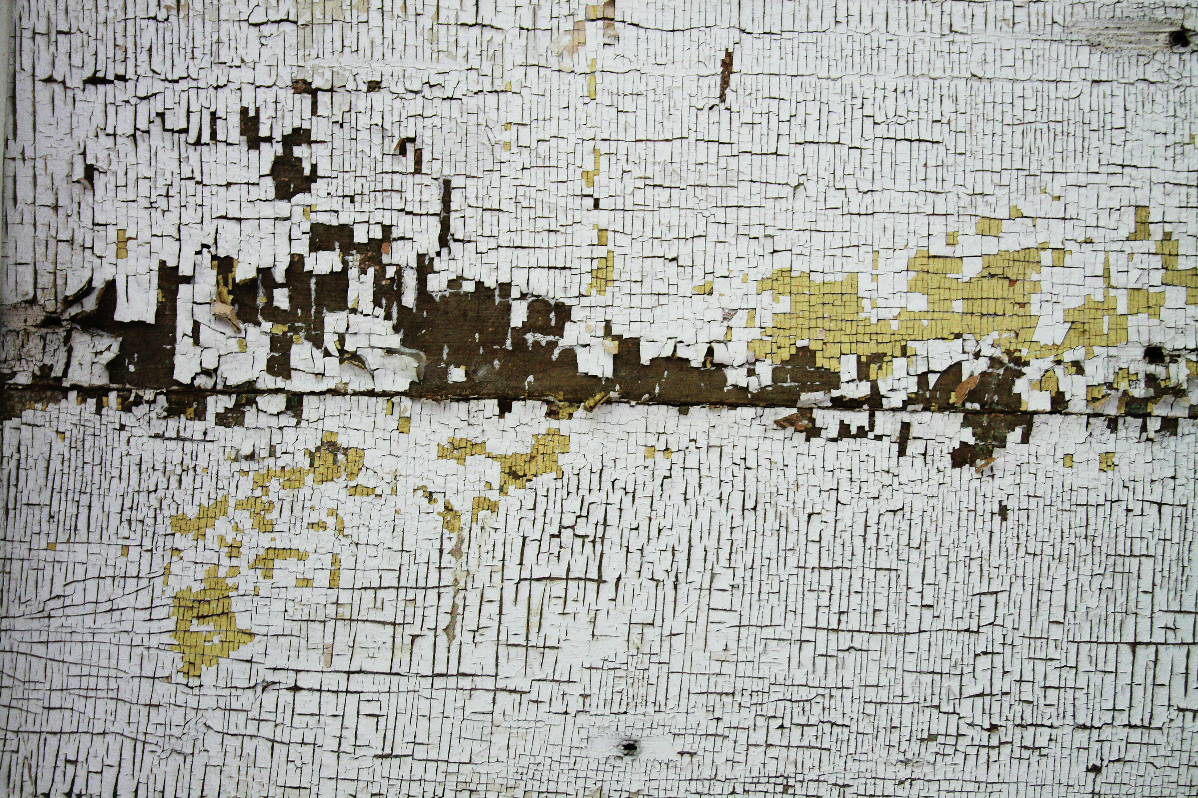 Cracked wood texture photo