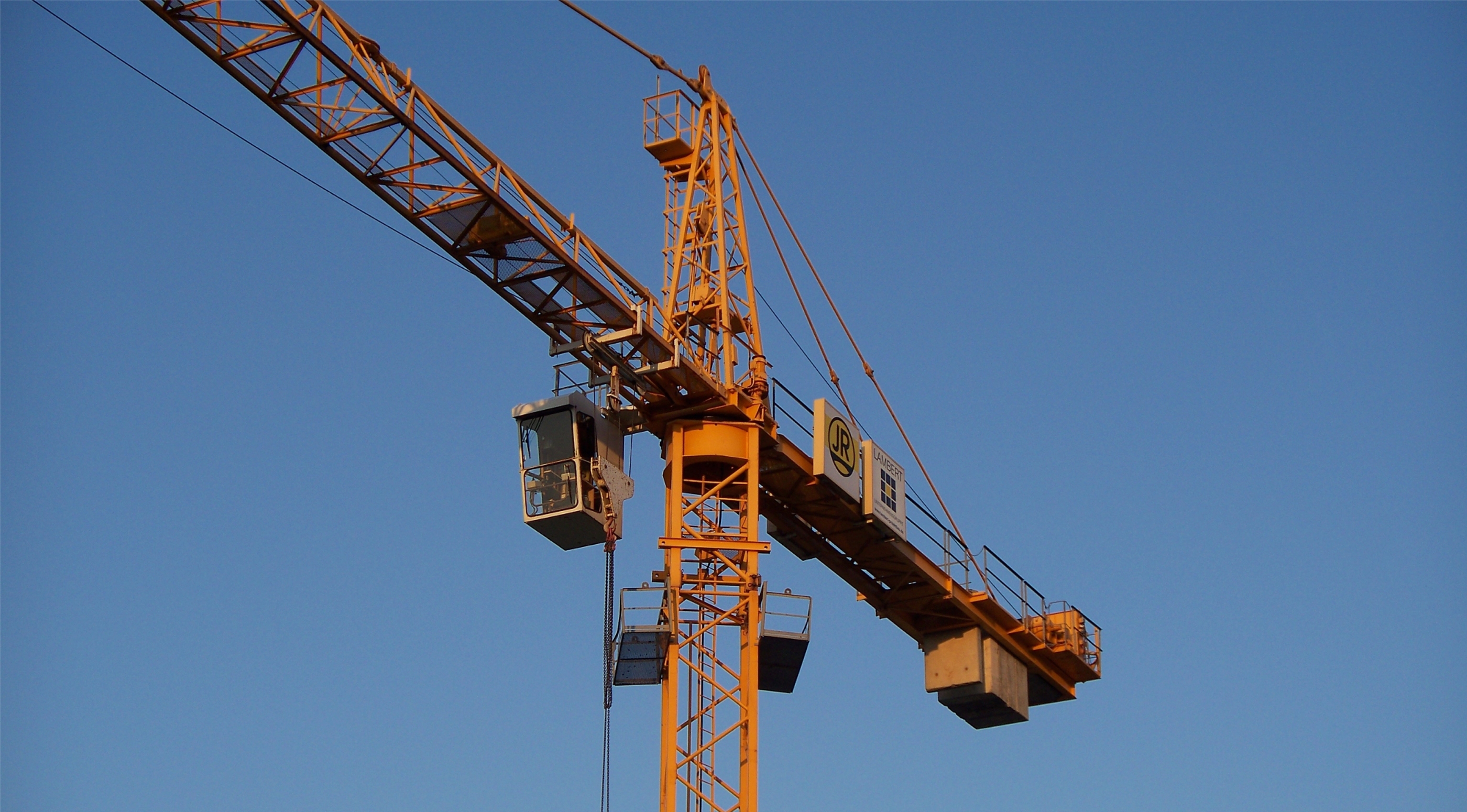 File:Tower crane, close-up.jpg - Wikimedia Commons