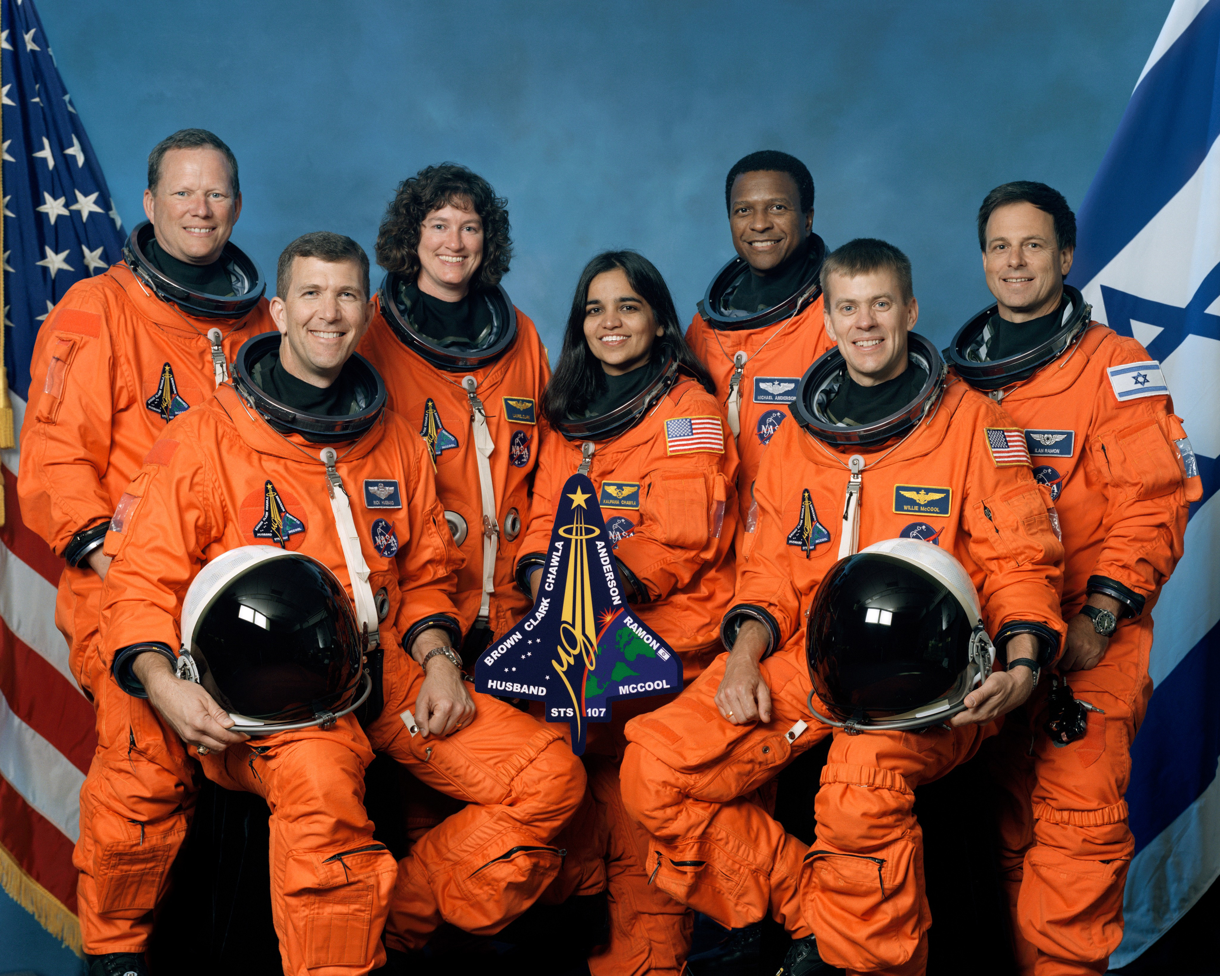 File:Crew of STS-107, official photo.jpg - Wikipedia