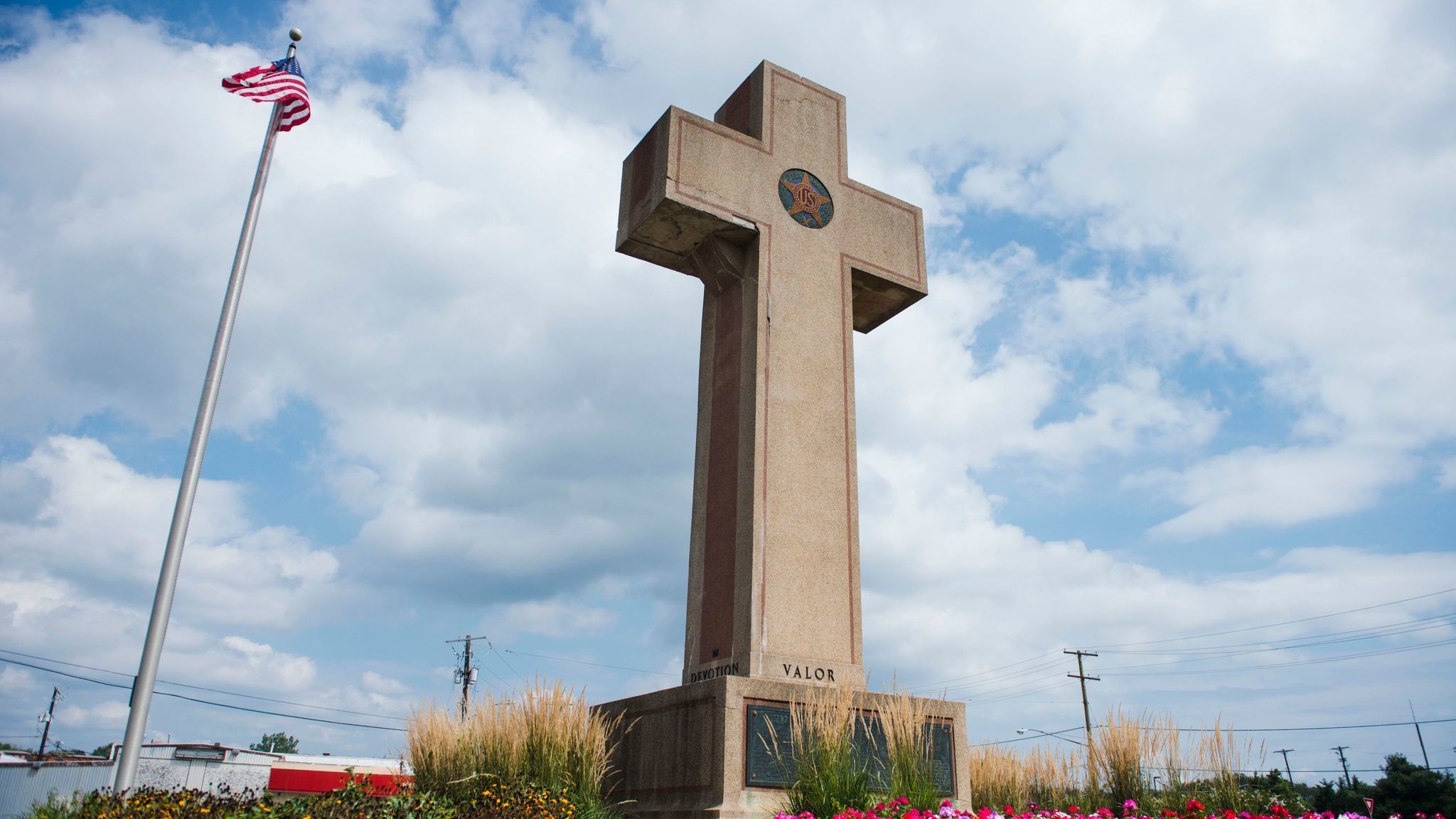 Appeals court rules that Peace Cross in Bladensburg violates the ...