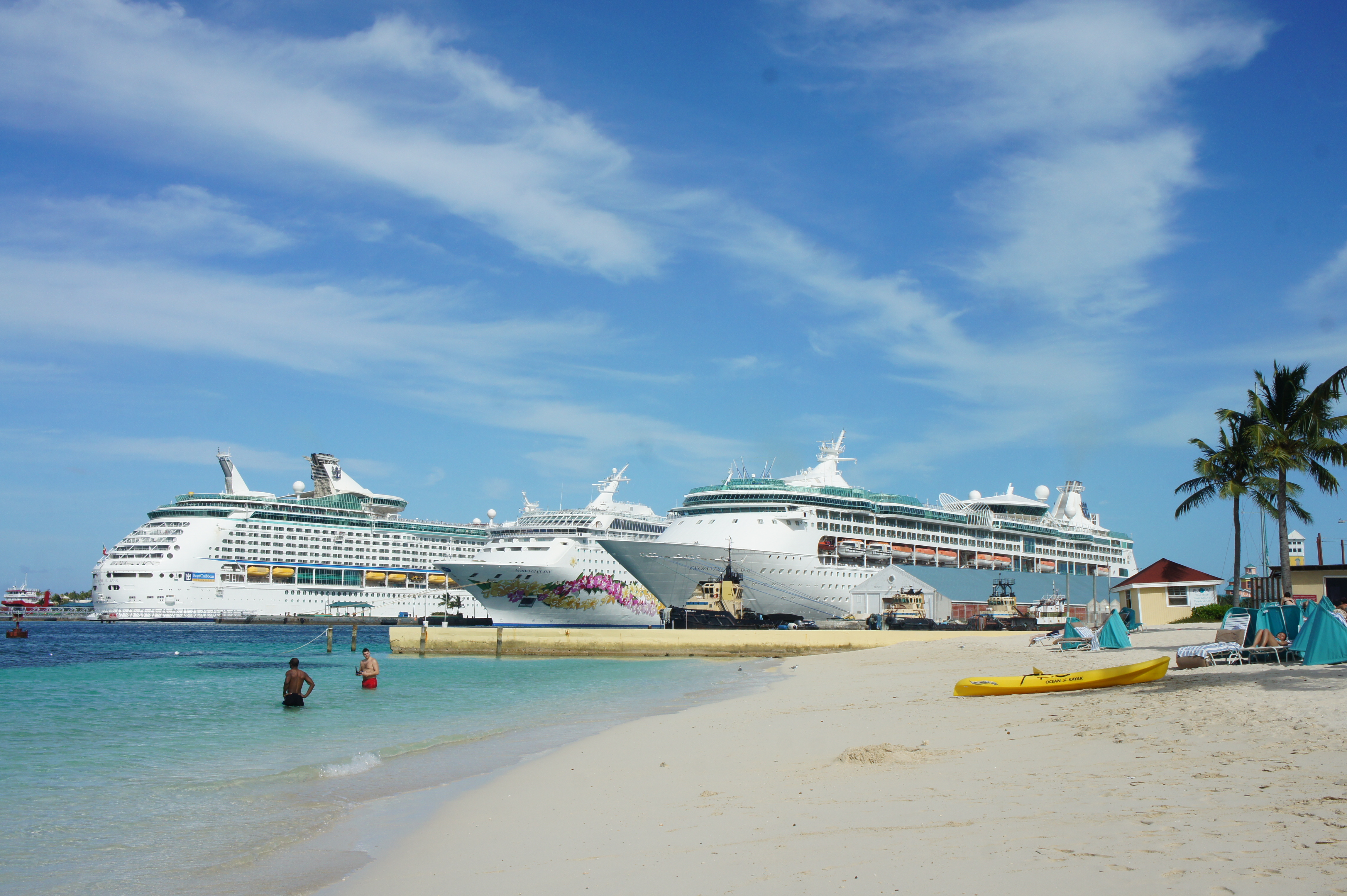 Cruise ships docked in Nassau, Bahamas – Caribbean Soul Trekkers