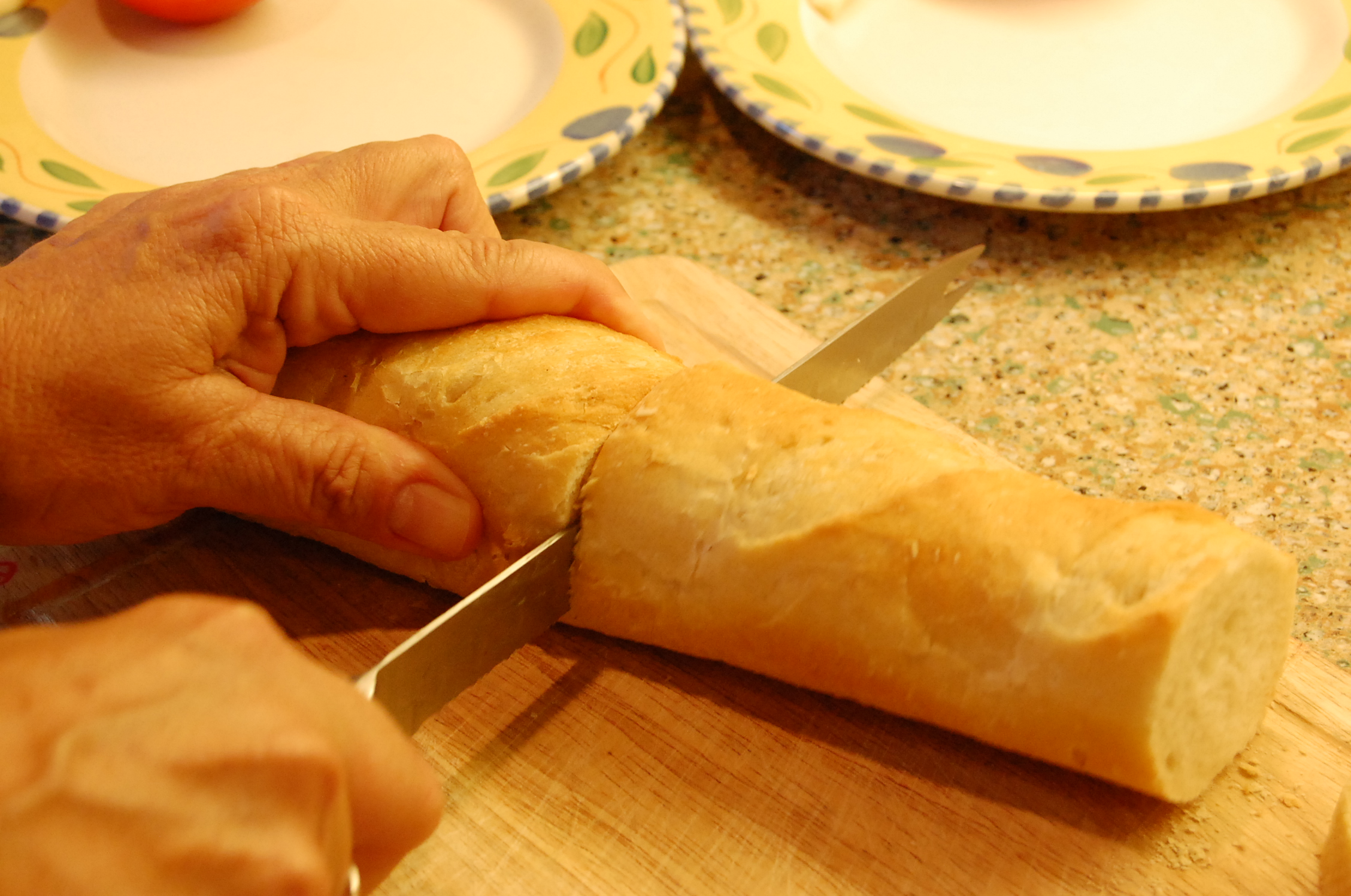 Photo Recipe Basics -- Cutting Bread - House Sitting Travel