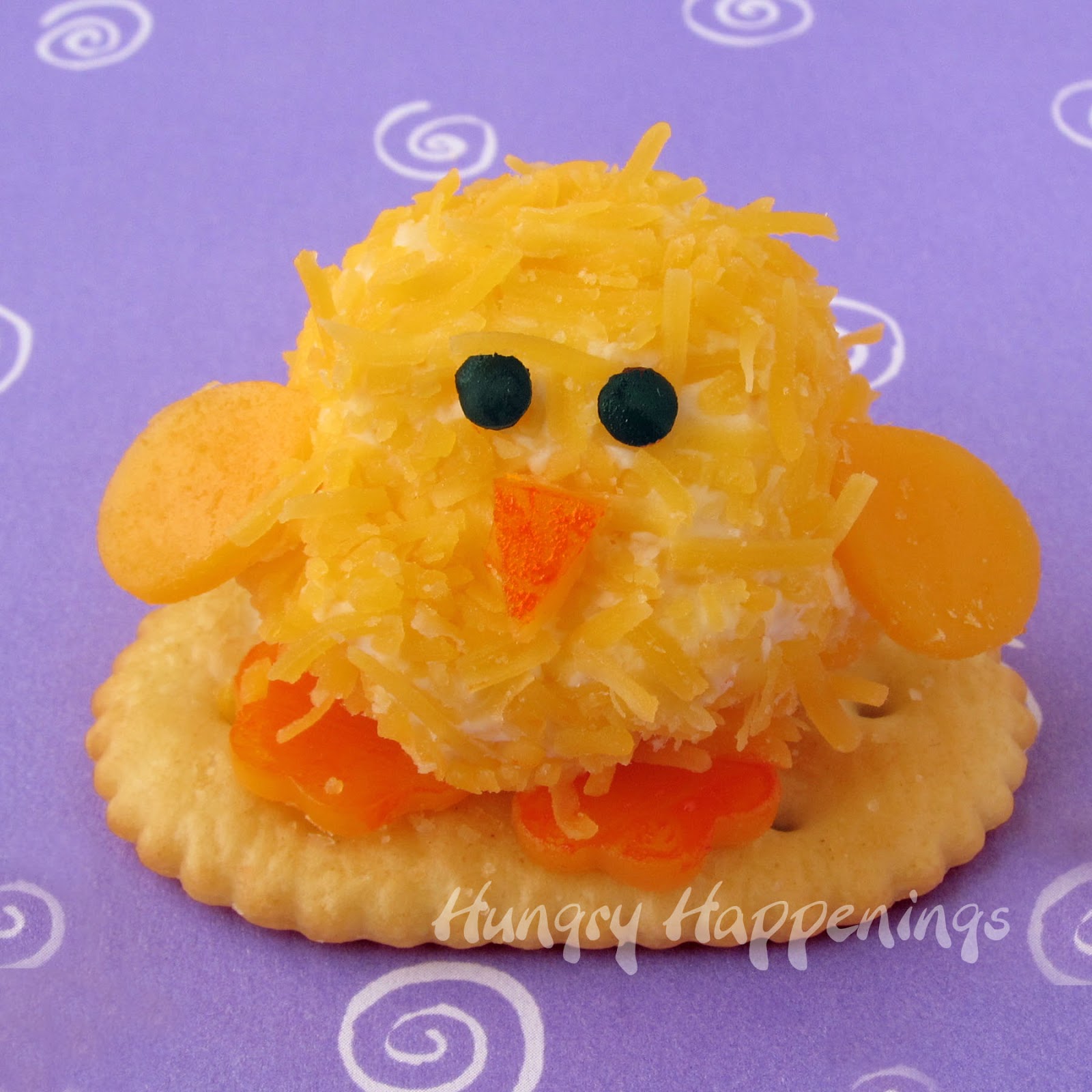 Easter Appetizers - Baby Chick Cheese Balls are so CUTE!