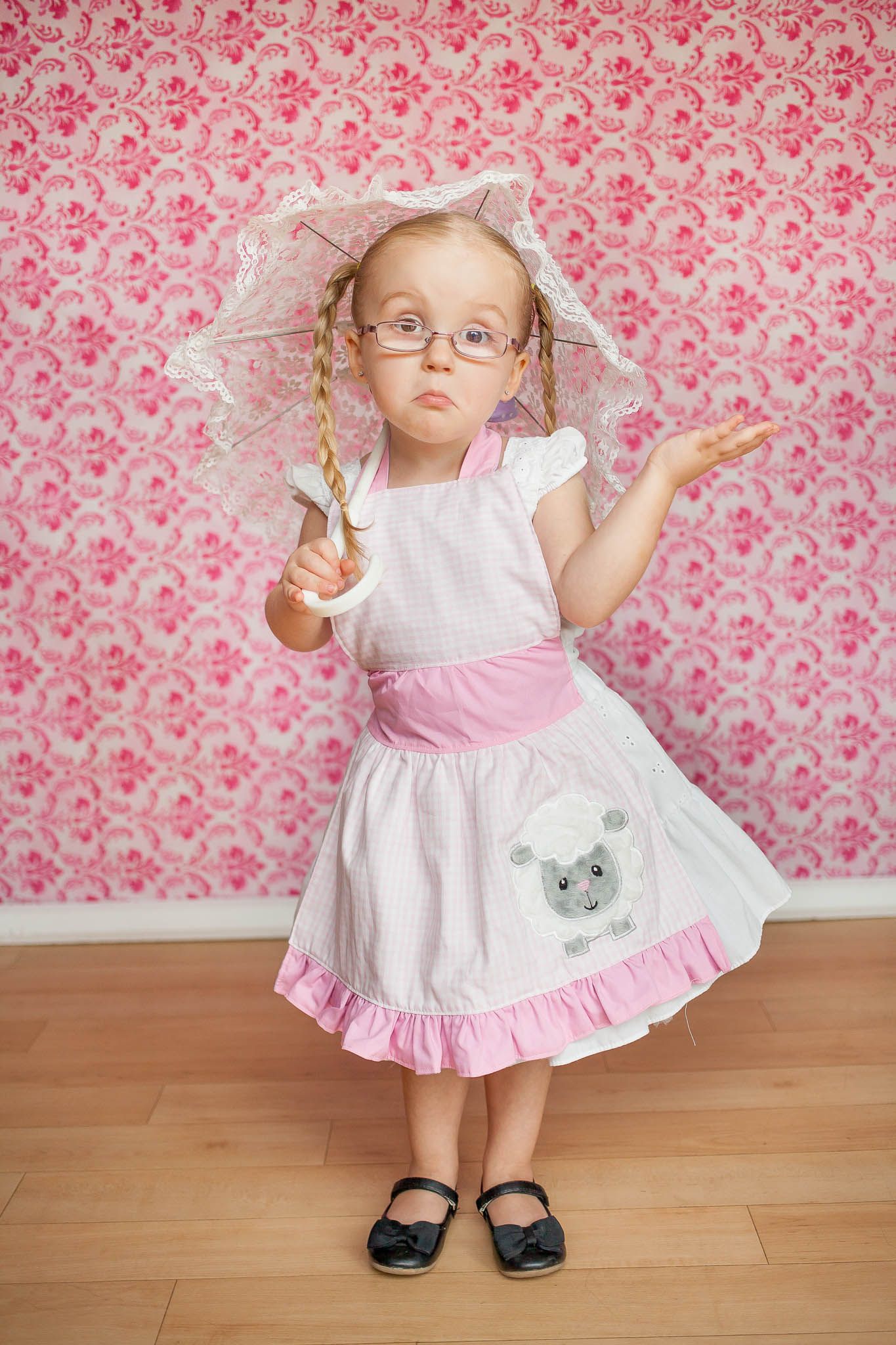 Boutique modeling, little bow peep, pouty face, personality, ink ...