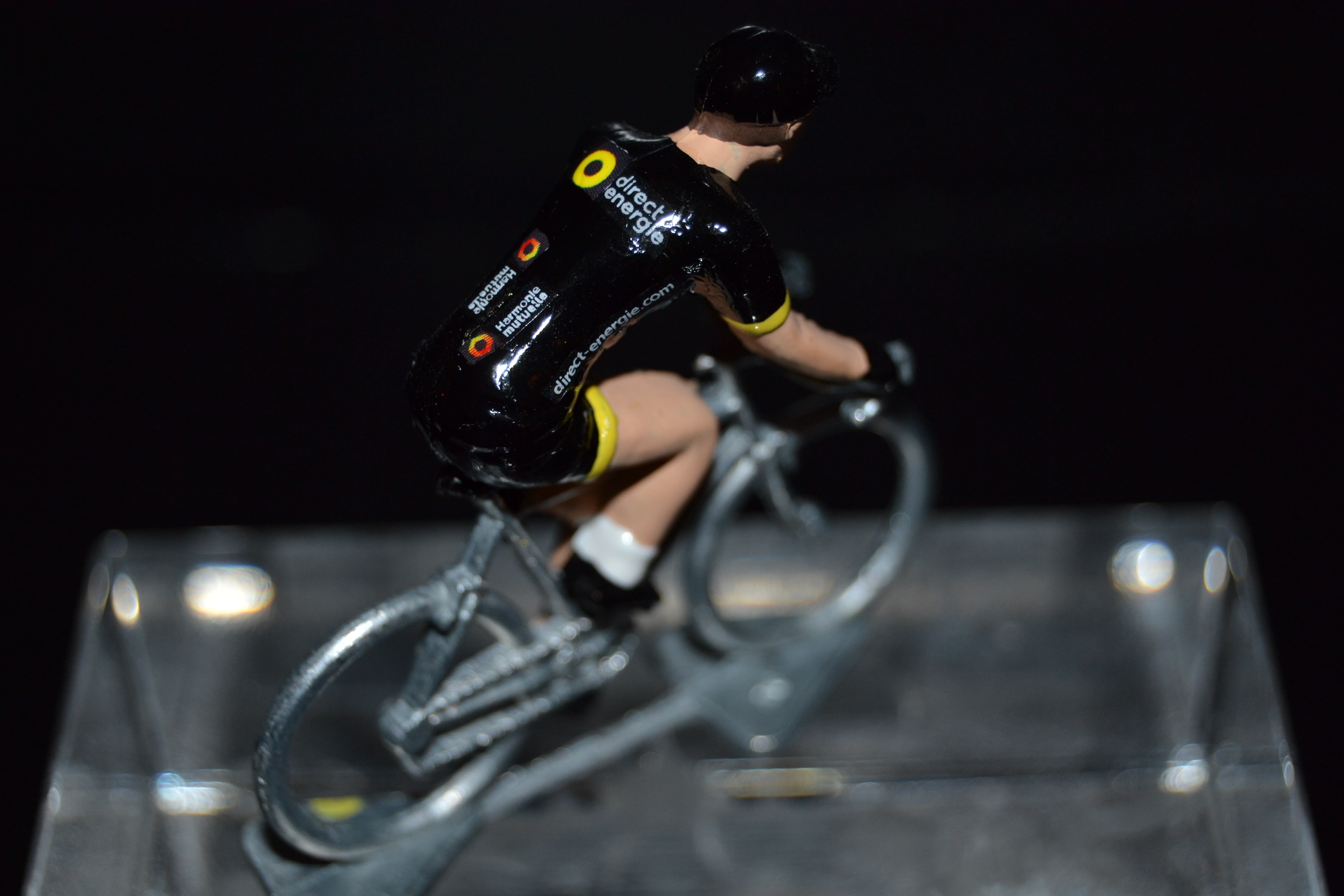 Direct Energie 2017 - Metal cycling figure - Petit cycliste