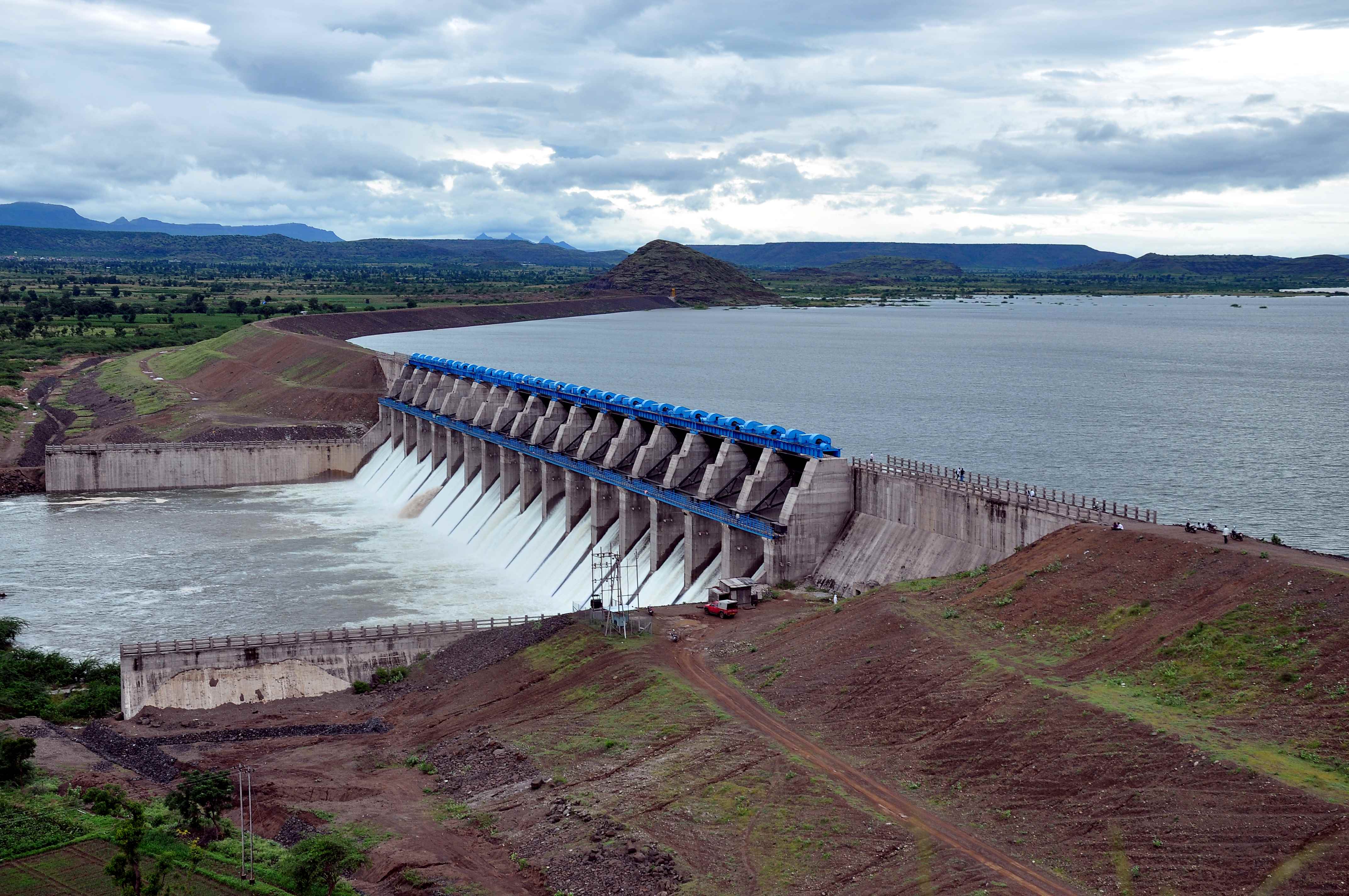 File:Lower panzara dam.jpg -