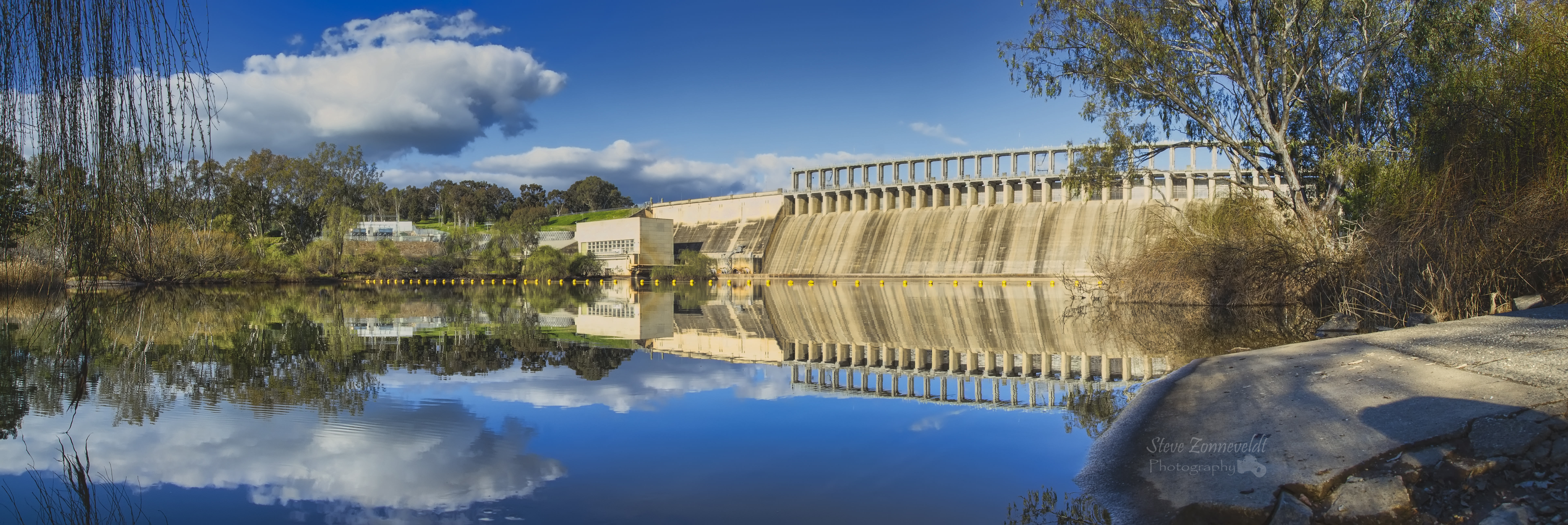 Murray River At The Hume Dam by djzontheball on DeviantArt
