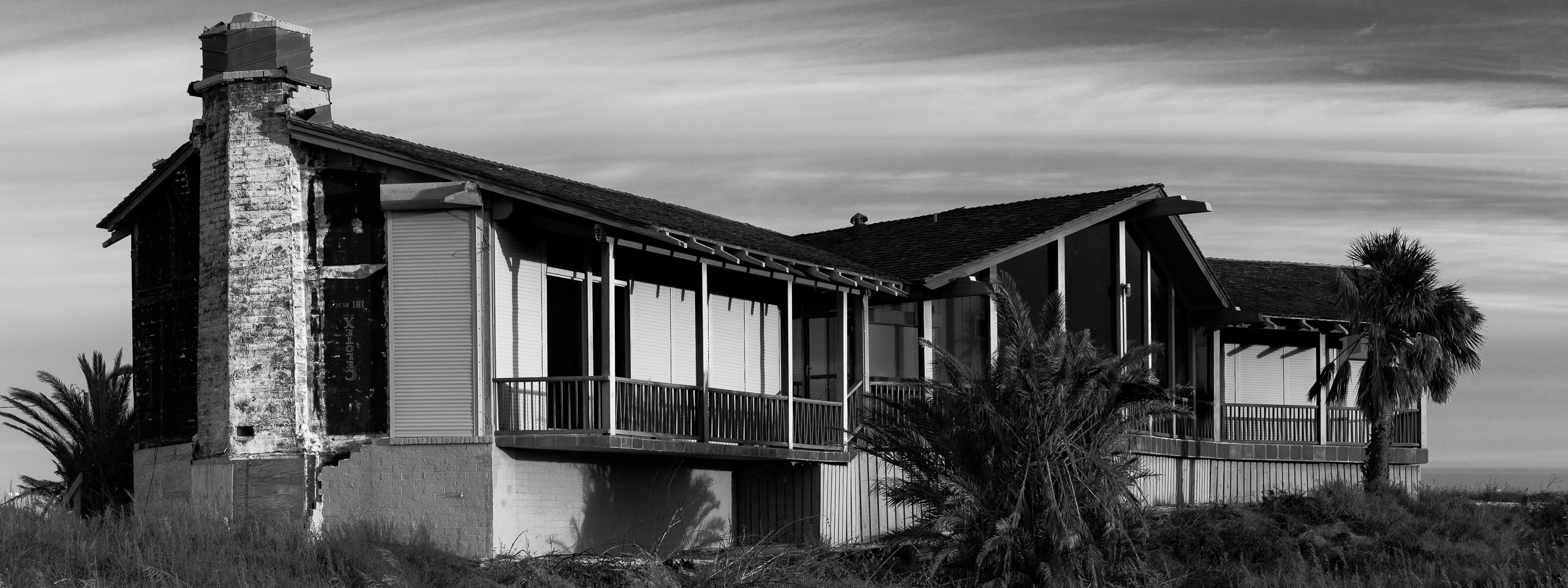 Hurricane Damaged house, Port Aransas, Texas – Colin W. Kirk Photography