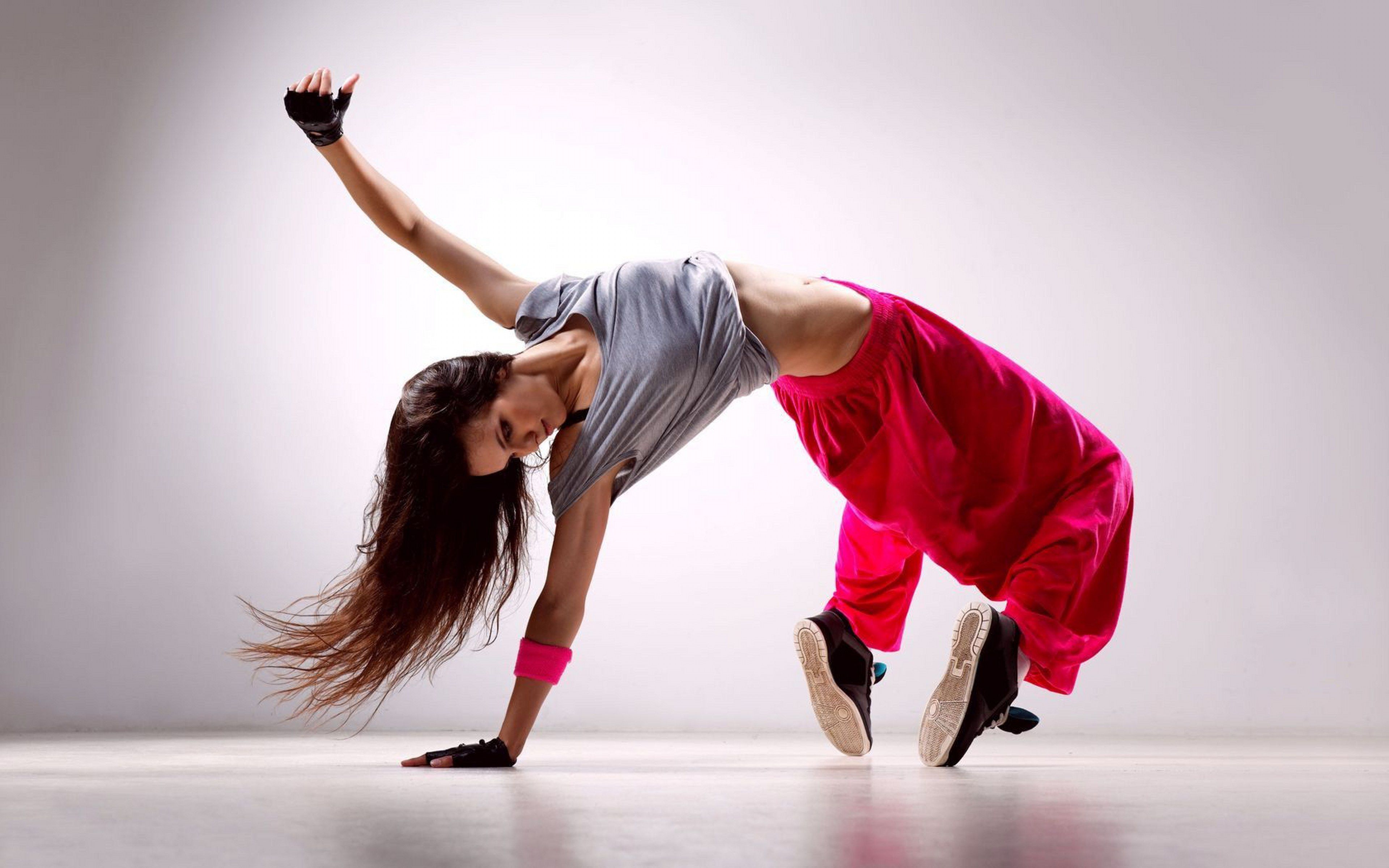 Dance Pictures, Images, HD Wallpapers and Stock Photos