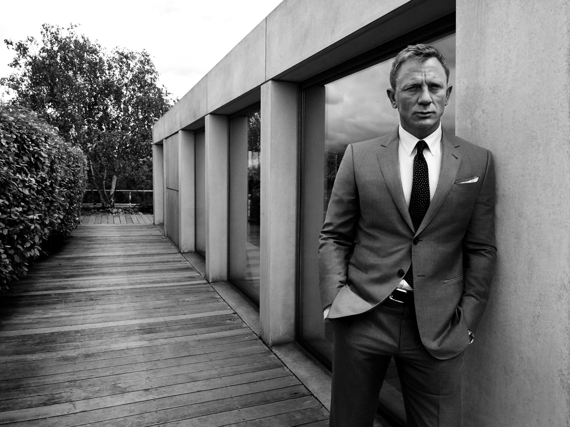 It's Time To Talk About Daniel Craig's 'James Bond' Style