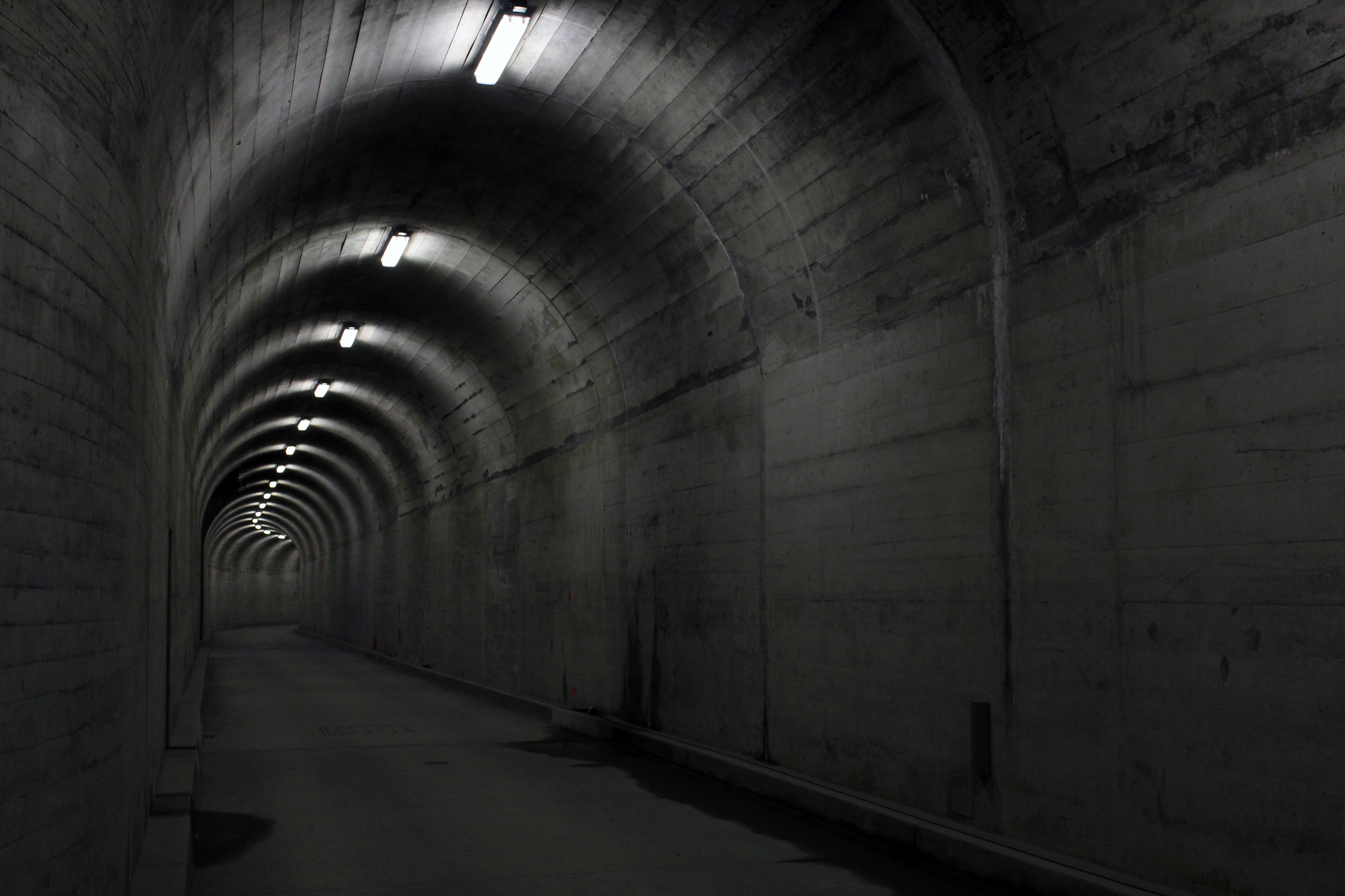 Free Images : light, architecture, building, tunnel, dark, subway ...