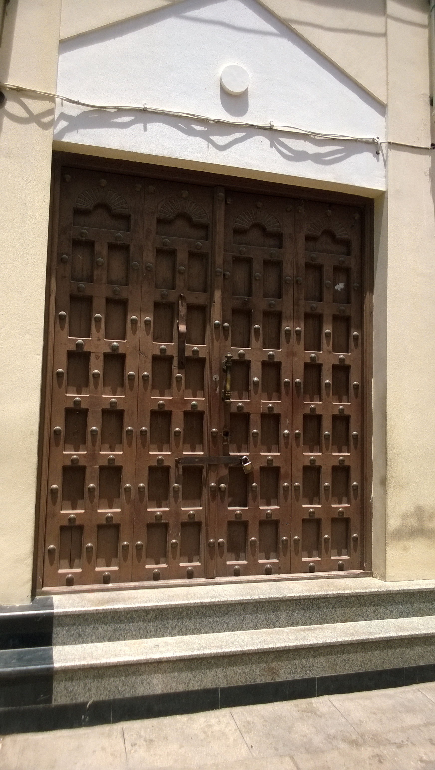 The Zanzibar Doors – Postcard Tales