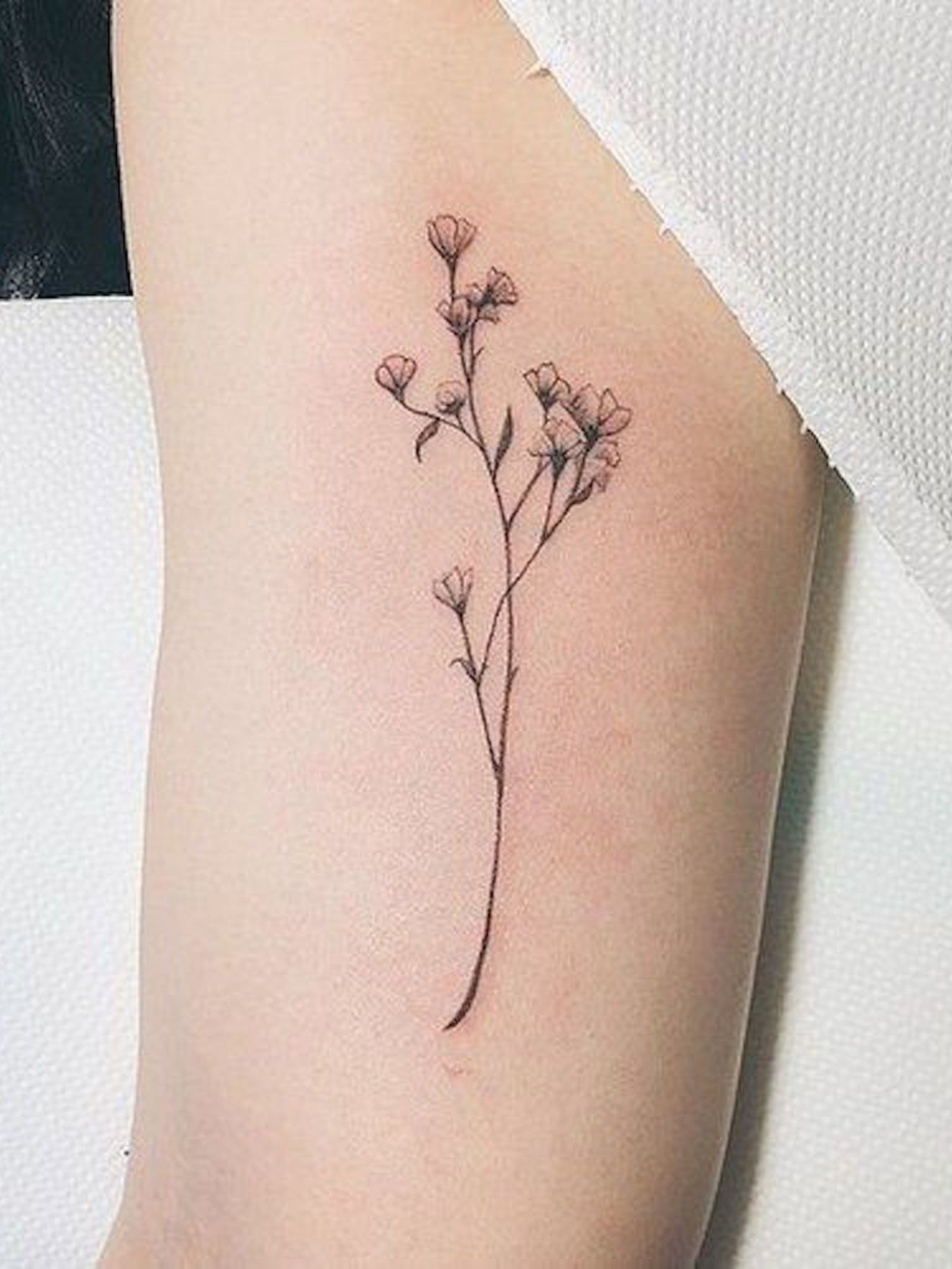 16 Delicate Flower Tattoos Just In Time For Your New Spring Ink ...