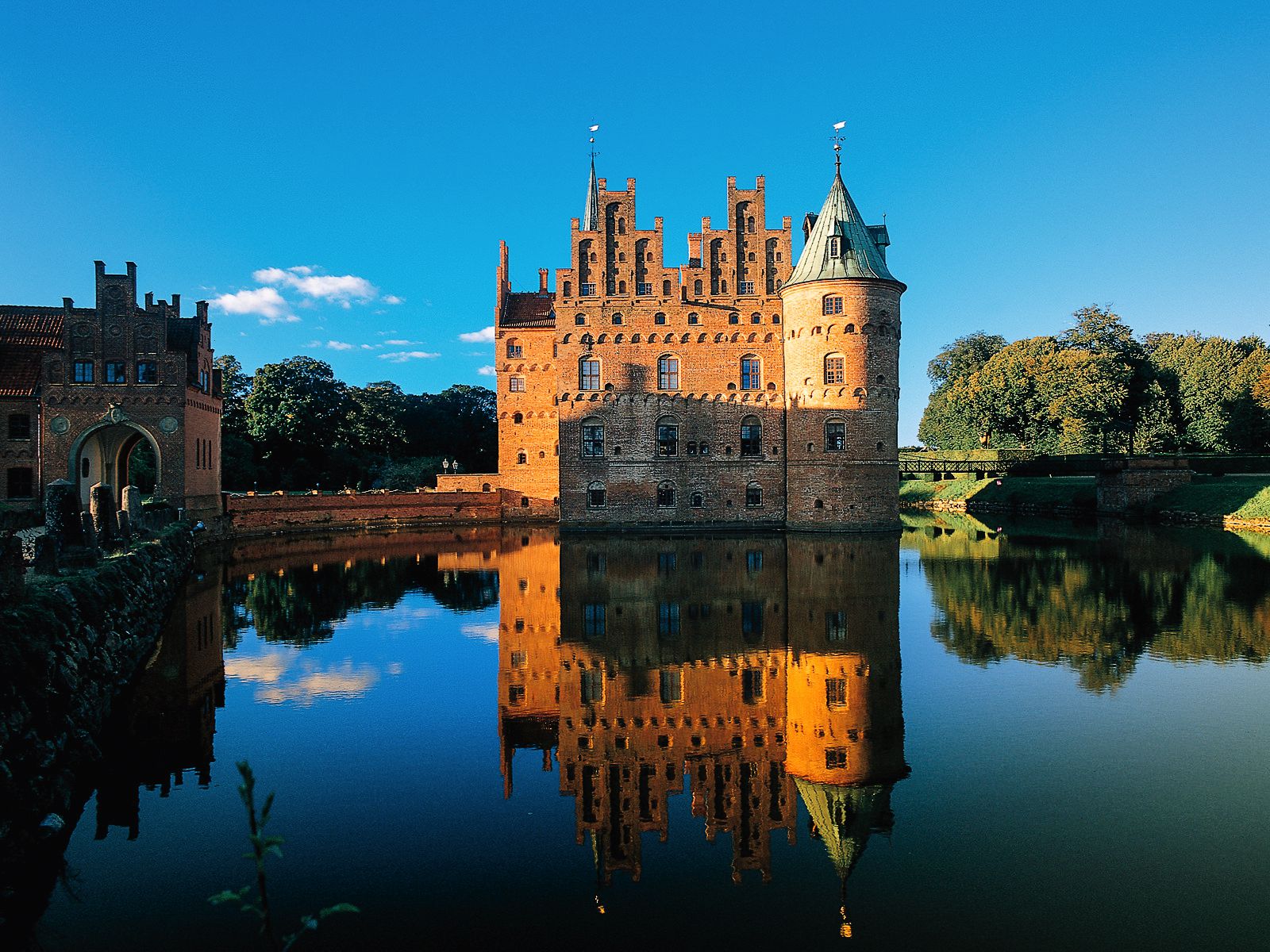 10 Fairytale Castles You Will Want To Visit In Denmark - Hand ...