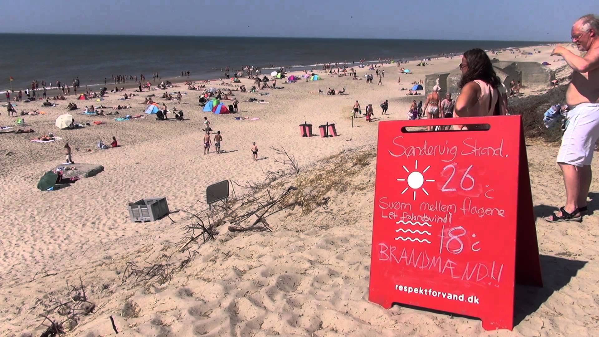 August heatwave in Denmark with crowded beaches - YouTube