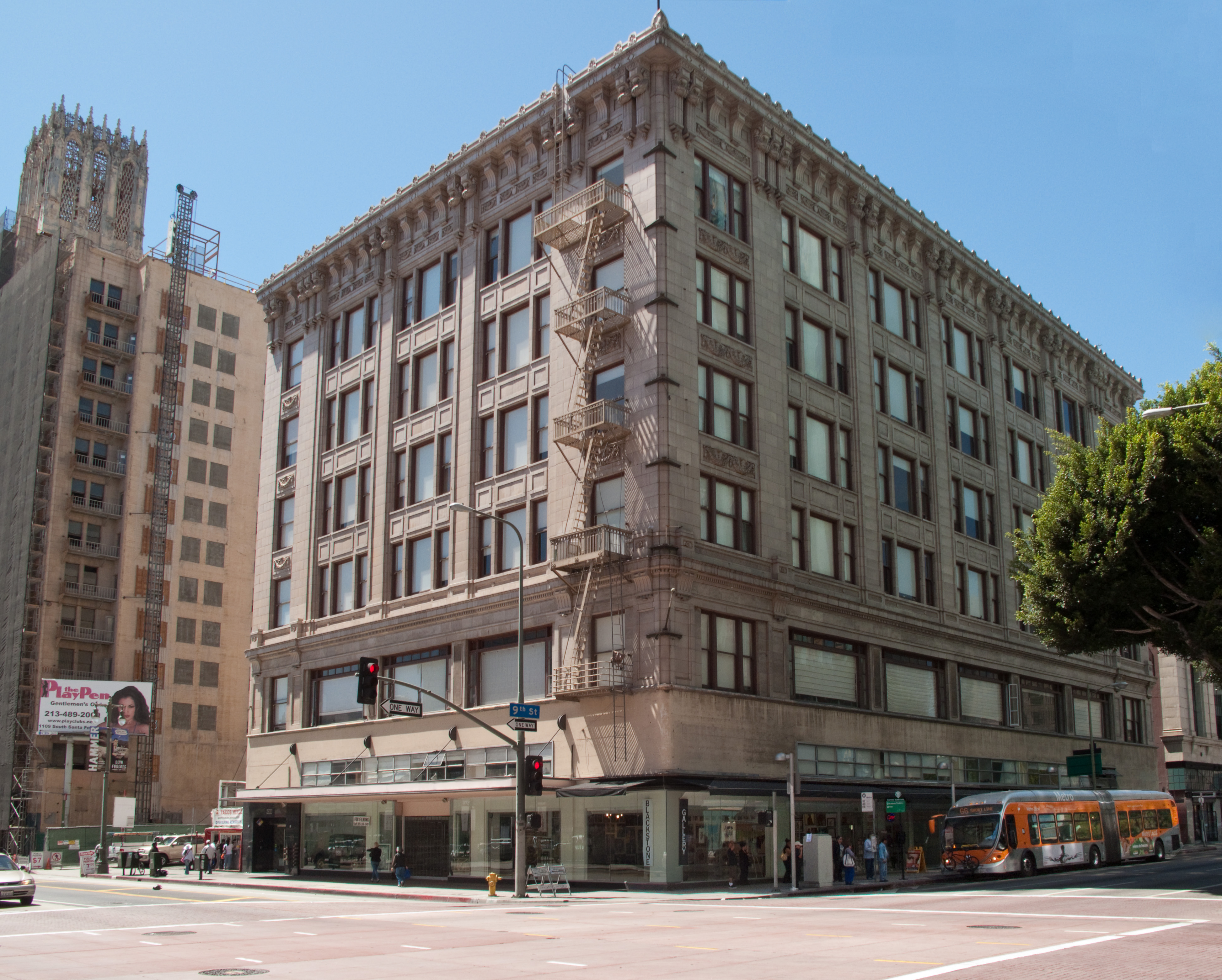 File:Blackstone's Department Store, Los Angeles.jpg - Wikimedia Commons