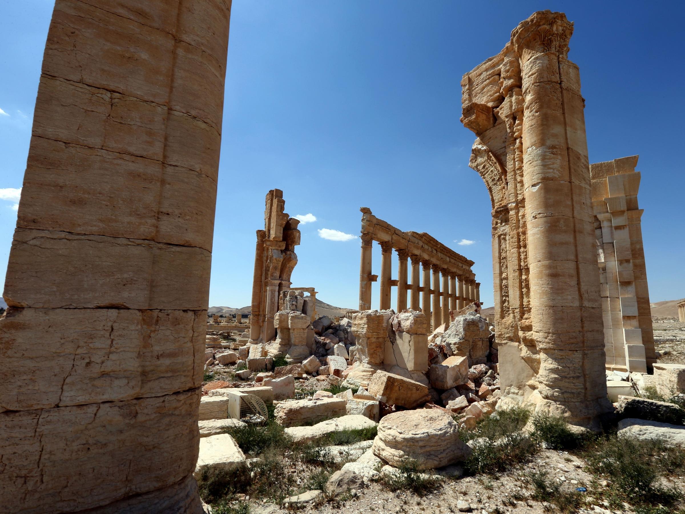 Palmyra's Ancient Arch, Destroyed By ISIS, To Rise Again In London ...