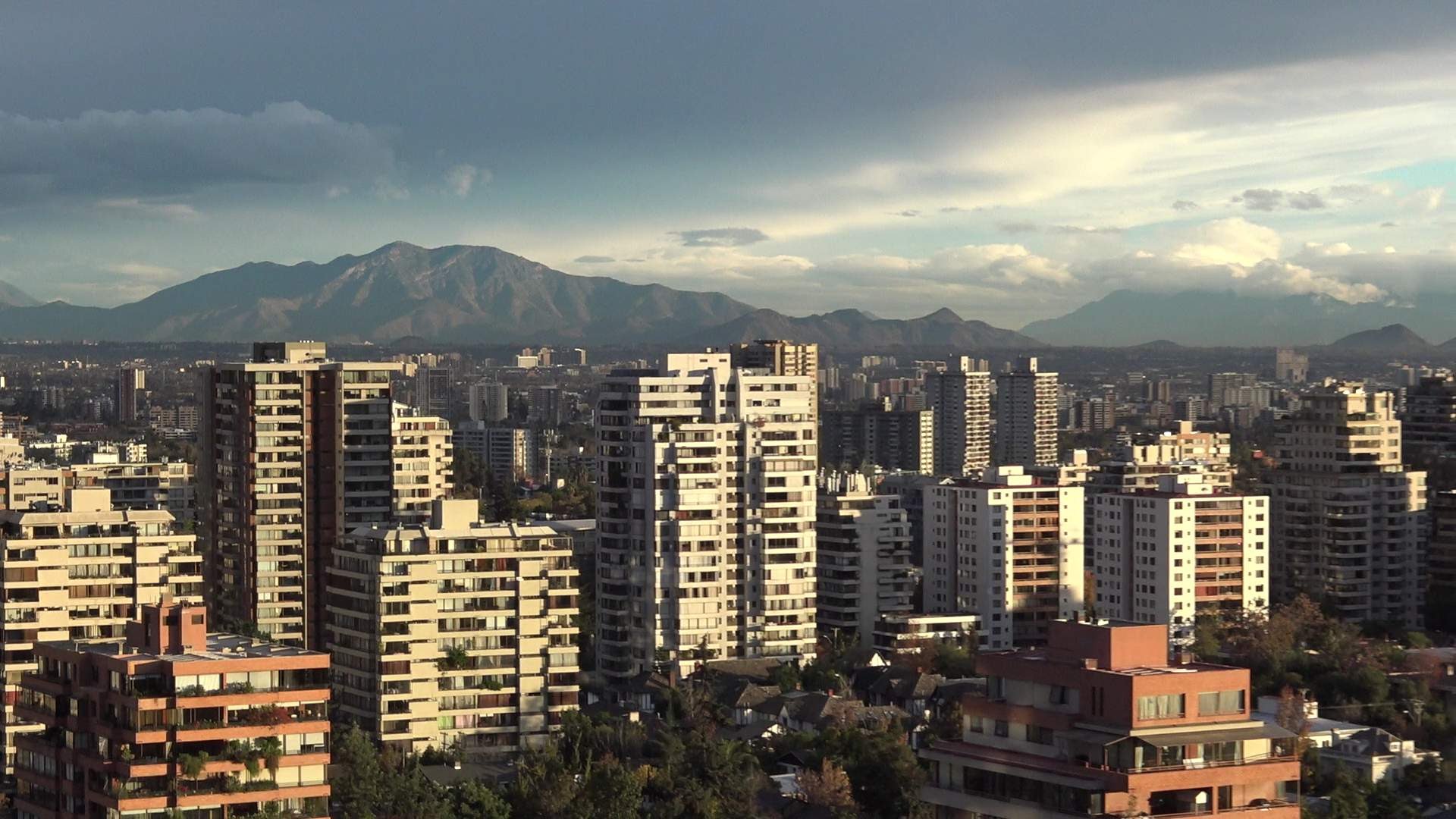 Santiago de Chile the most developed city in South America - YouTube