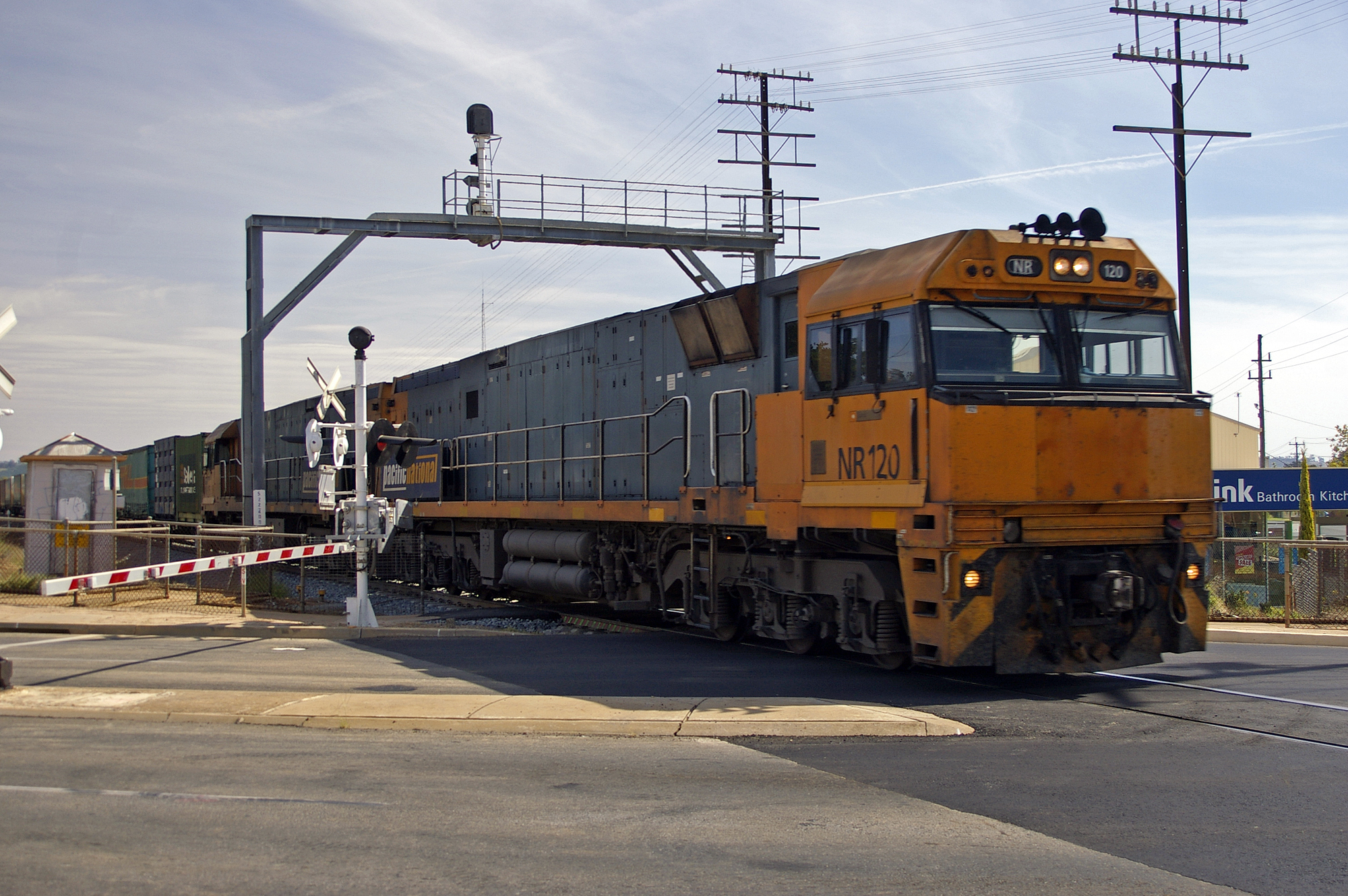 File:NR class 120 and 15 diesel electric locomotives.jpg - Wikimedia ...