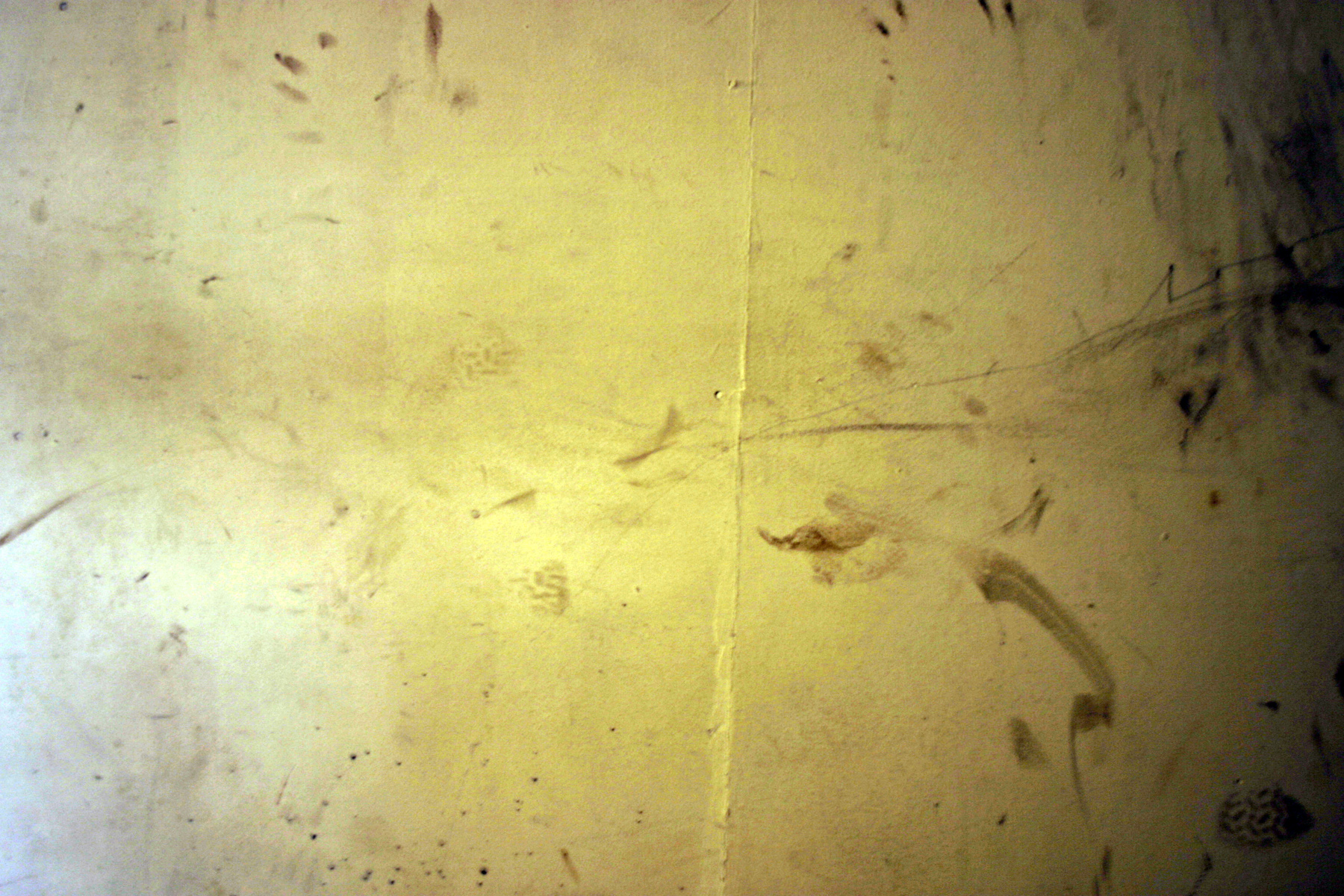 Dirty wall photo