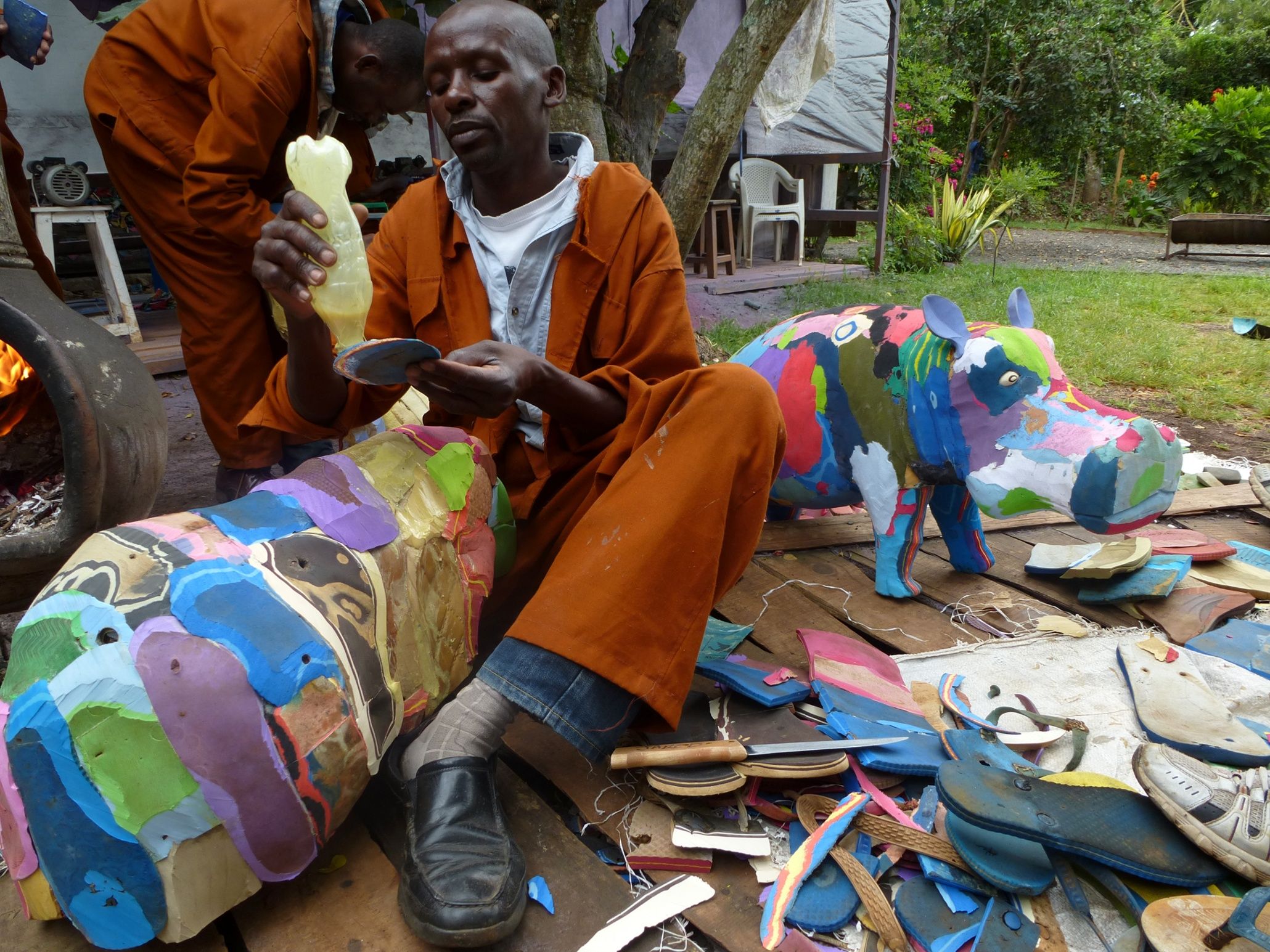 Kenya turns flip-flops into art - in pictures | Colorful animals