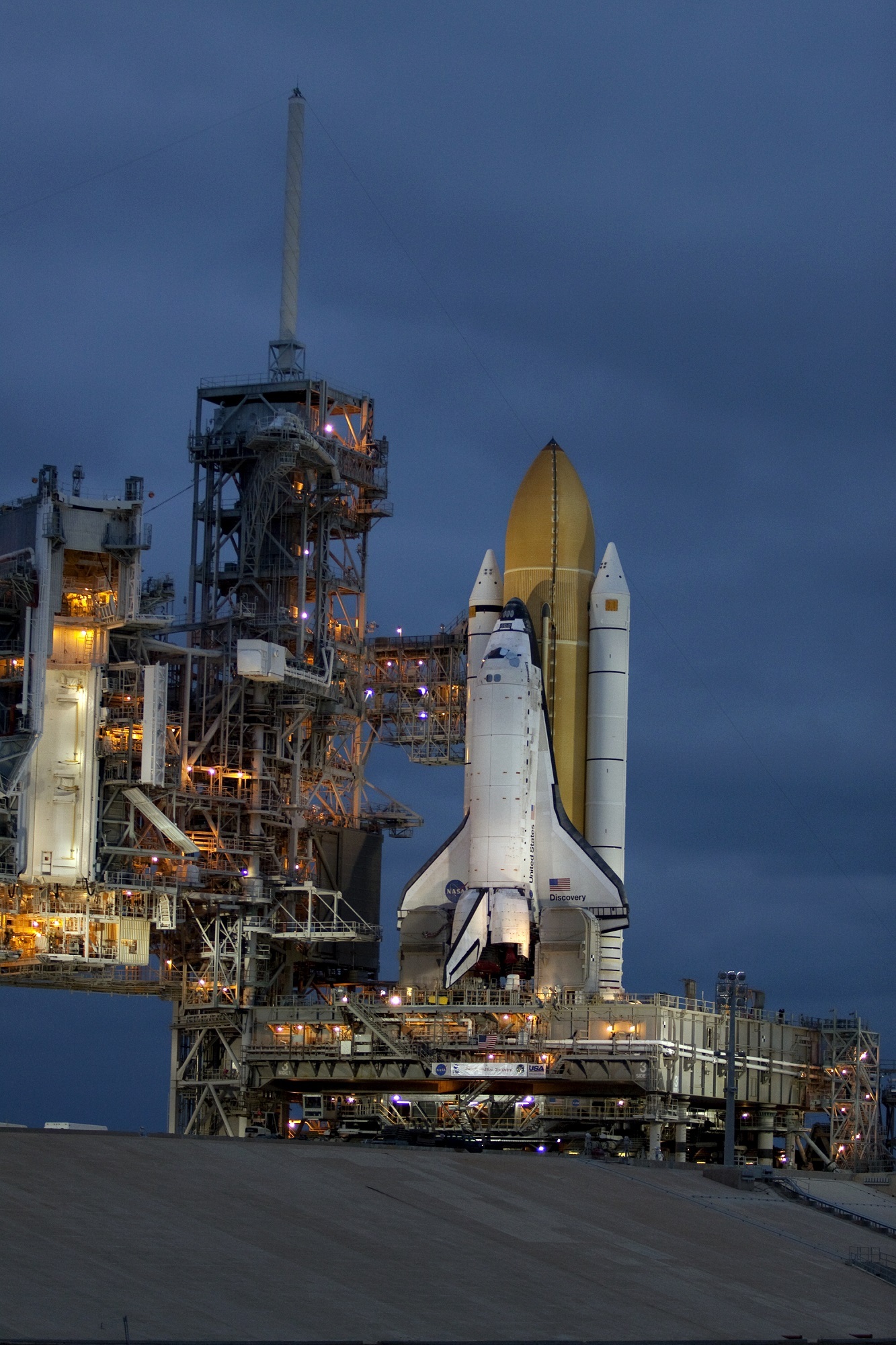 Discovery Space Shuttle, Discovery, Mission, Nasa, Shuttle, HQ Photo
