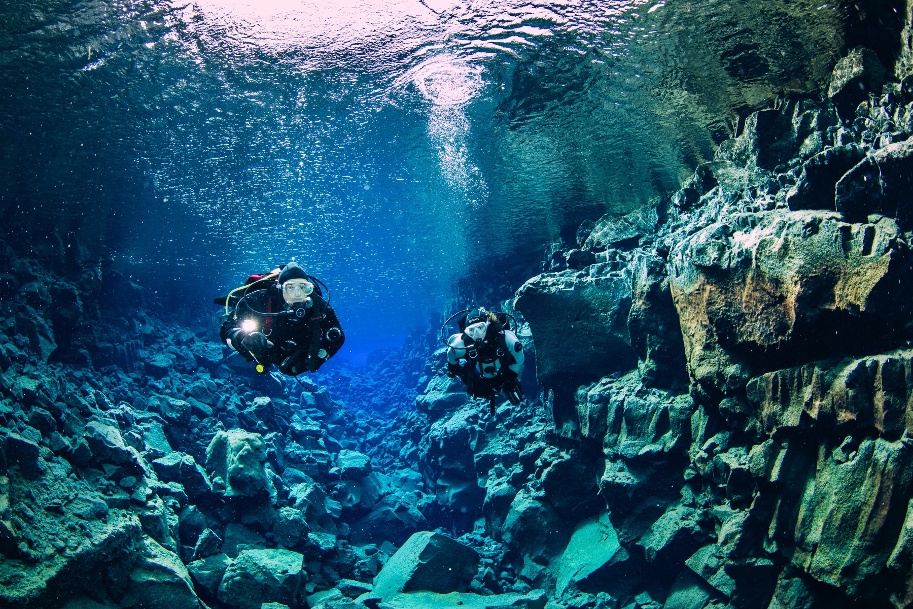 The 2-Day Reykjavík Winter Diving Tour - DIVE.IS - Iceland