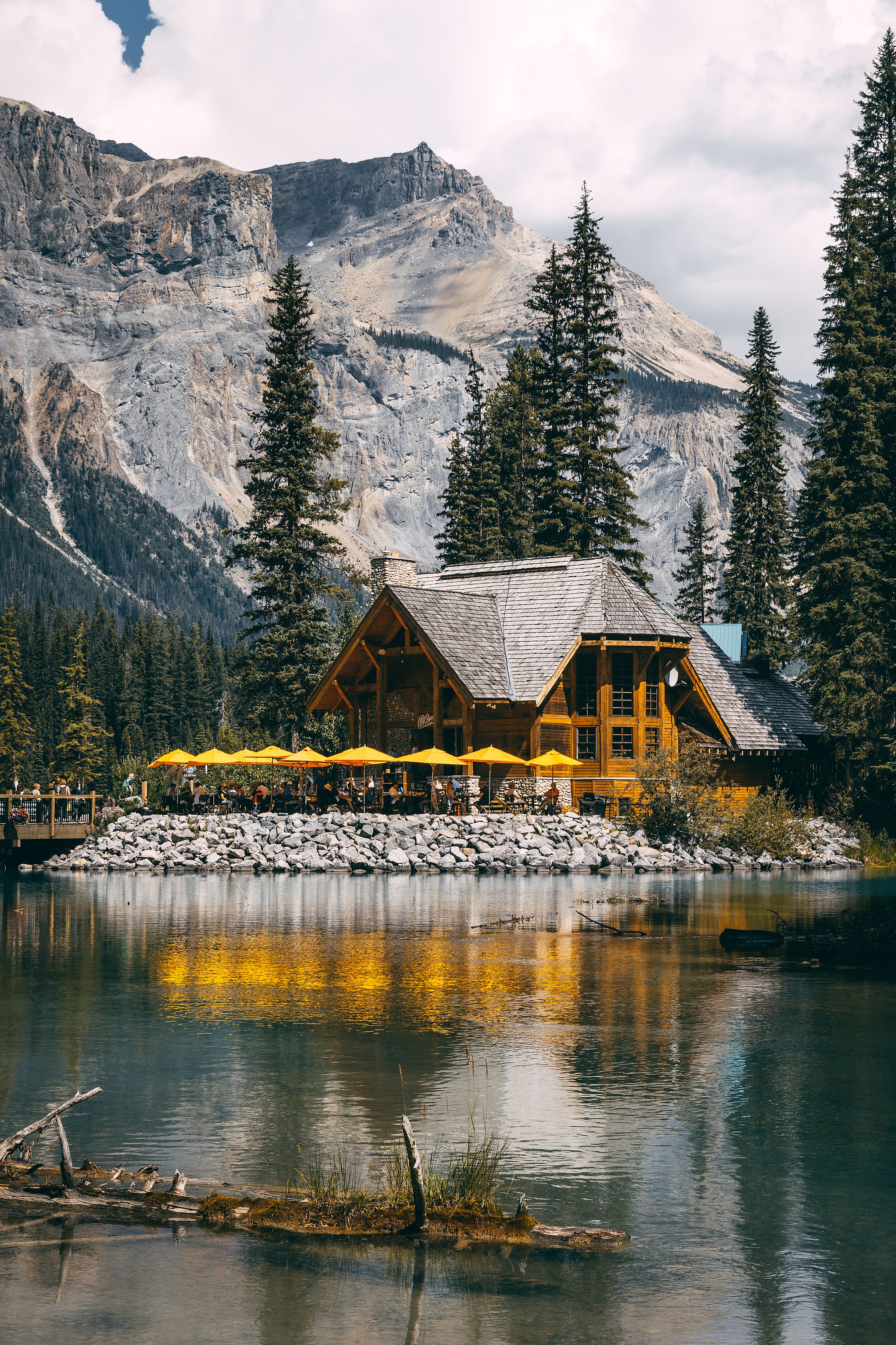 A divine view of Emerald Lake!!! https://www.photographytalk.com ...