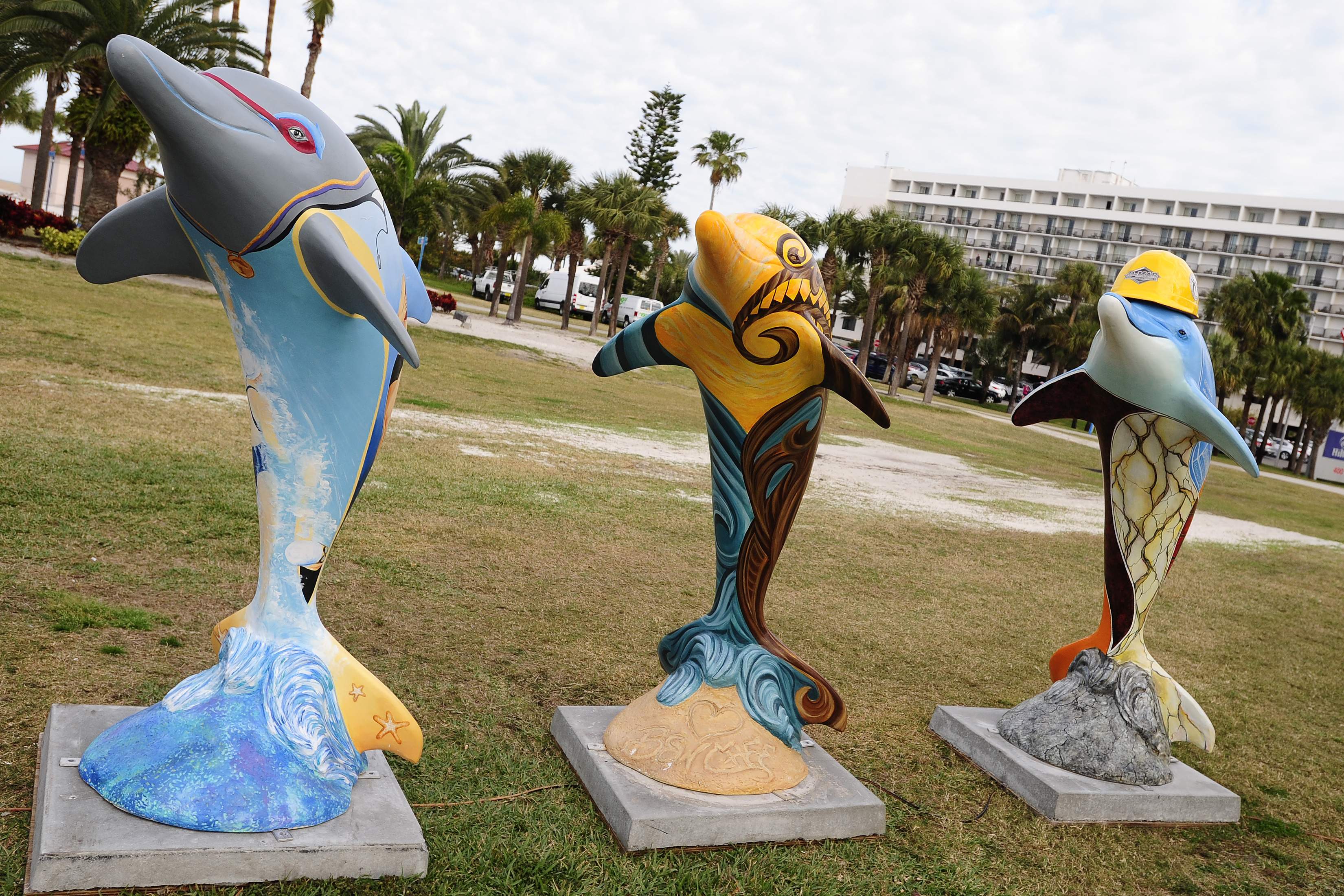 Dolphin sculpture to welcome visitors to Clearwater trail | tbo.com