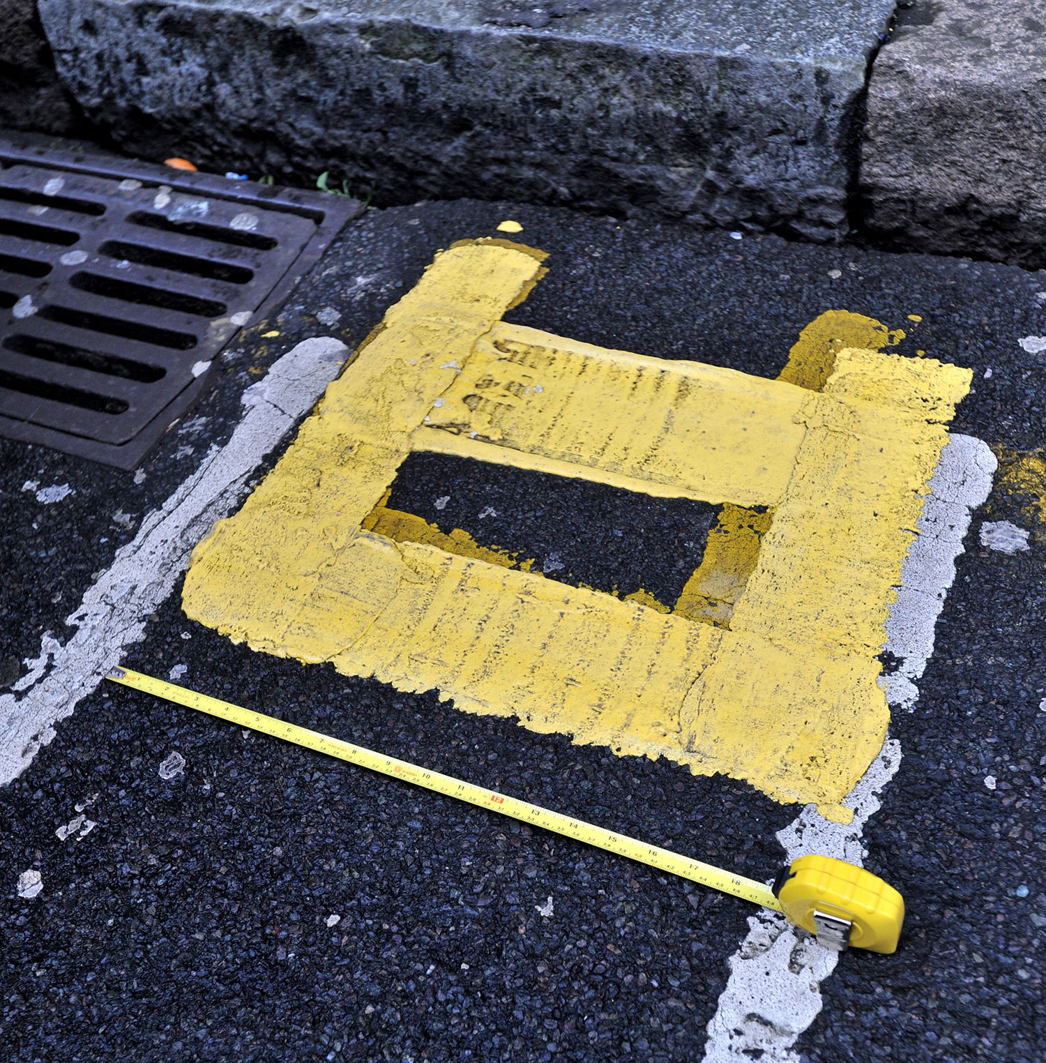 Barmy yellow lines could be Britain's shortest at 12 inches – The Sun